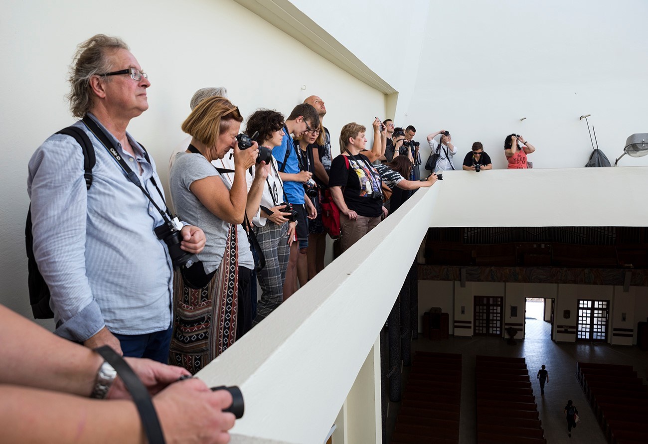 Foto-spacer w czasie IX Weekendu Architektury w Gdyni. Fot. Przemysław Kozłowski