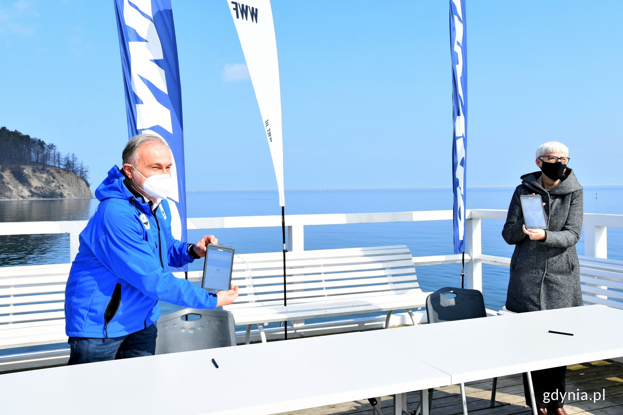 W marcu 2021 roku prezydent Wojciech Szczurek i przewodnicząca Rady Miasta Gdyni Joanna Zielińska podpisali petycję w sprawie ochrony Bałtyku. To wyraz zaangażowania Gdyni i gdynian w odpowiedzialność na rzecz środowiska i ekosystemu Morza Bałtyckiego. Zielona Polanka Redłowska to jeden z przejaw&oacute;w troski o tereny położone bezpośrednio nad morzem // fot. Magdalena Czernek