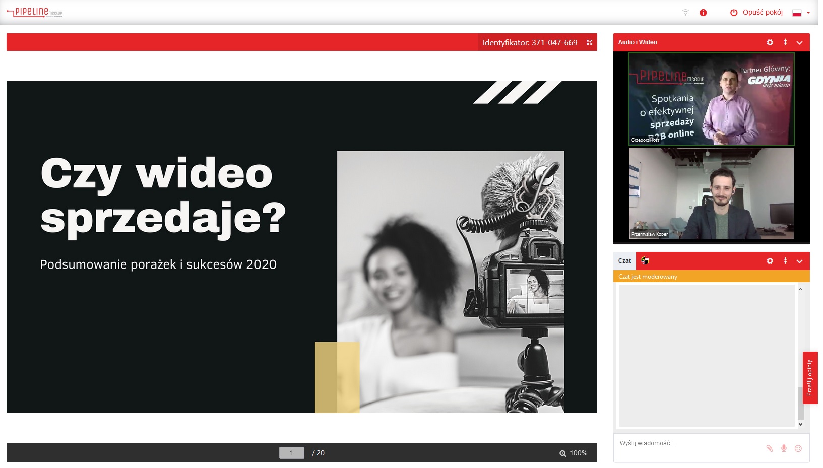 Grzegorz Borowski z Infoshare w rozmowie z pierwszym prelegentem - Przemysławem Koperem, mat. Pipeline Meetup