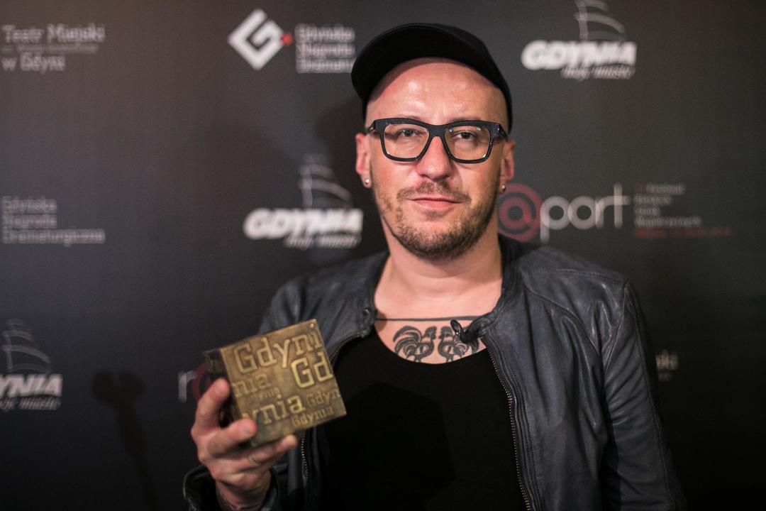 Gdyńską Nagrodę Dramaturgiczną przyznała Przemysławowi Pilarskiemu za sztukę &bdquo;Wracaj", fot. Karol Stańczak