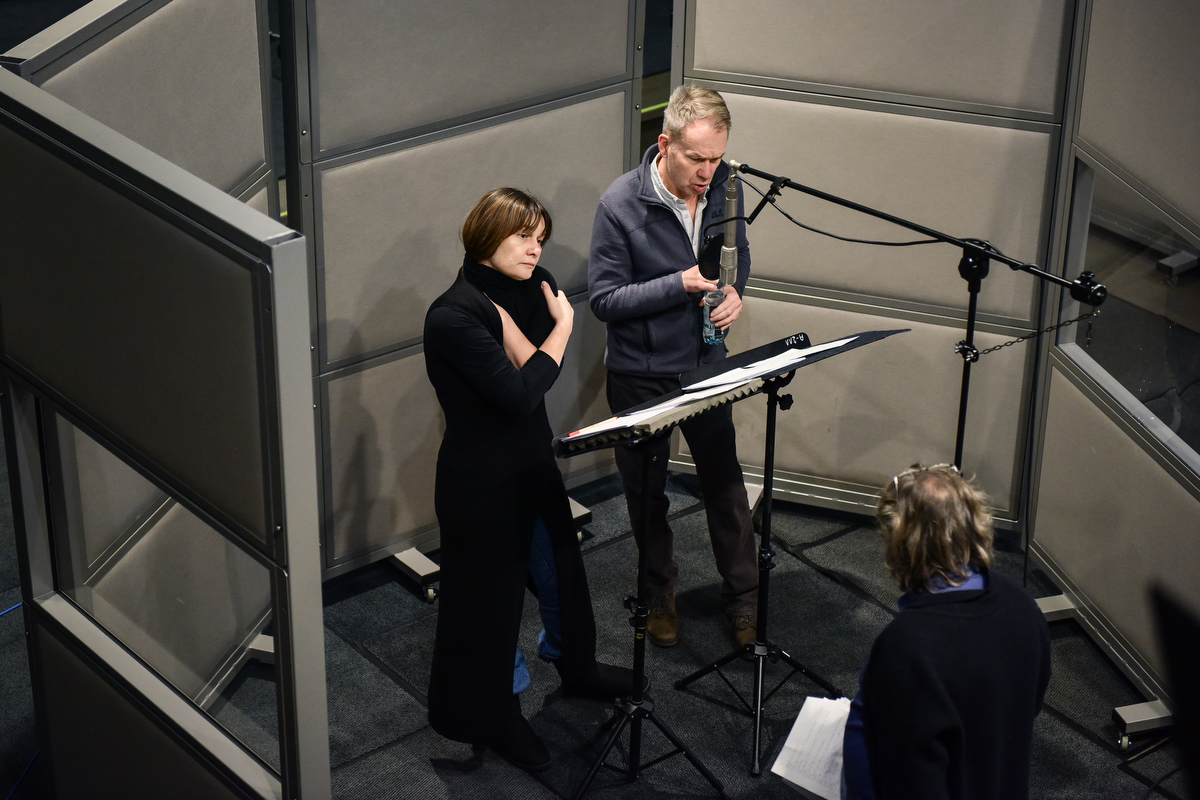 W słuchowisku "Ostry dyżur" zagrali m.in. aktorzy Maria Seweryn i Mirosław Baka // Maria Seweryn i Mirosław Baka / fot. Roman Jocher (Radio Gdańsk)