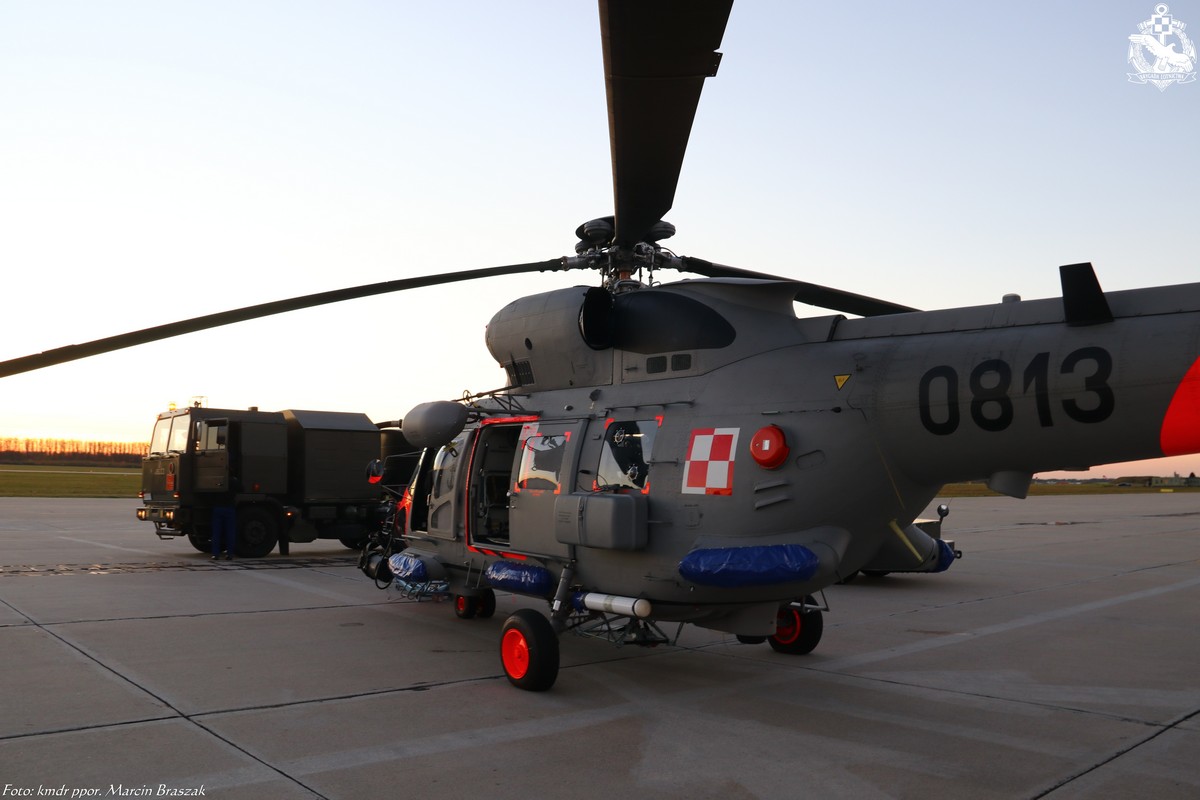W-3WARM Anakonda już po modernizacji na płycie lotniska w gdyńskich Babich Dołach, fot. kmdr ppor. Marcin Braszak / www.blmw.wp.mil.pl
