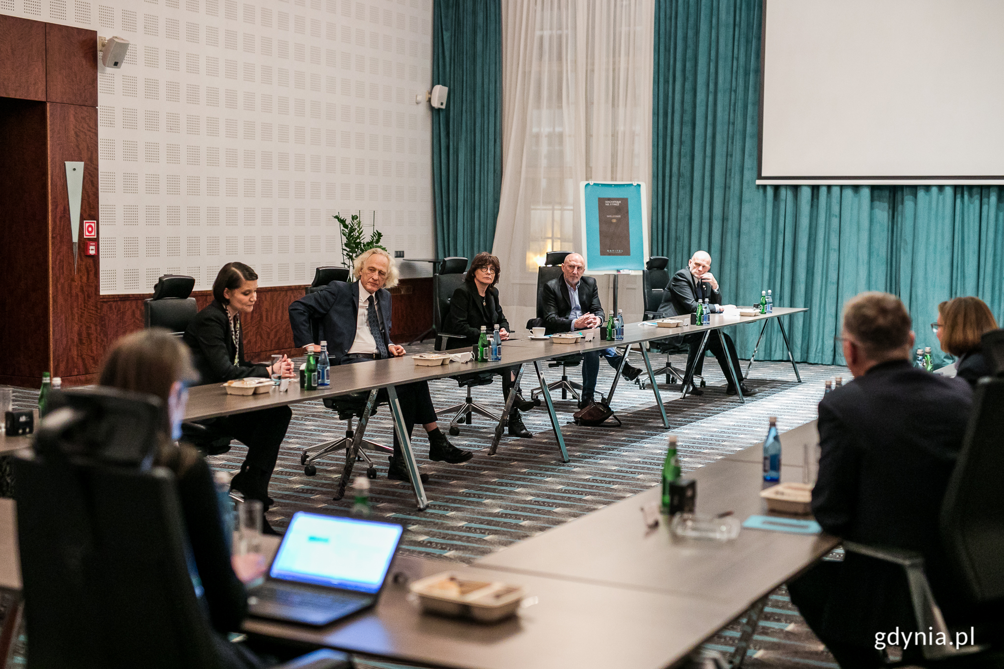 Spotkanie wiceprezydent Gdyni, pomorskich samorządowc&oacute;w i delegacji z Francji // fot. Karol Stańczak