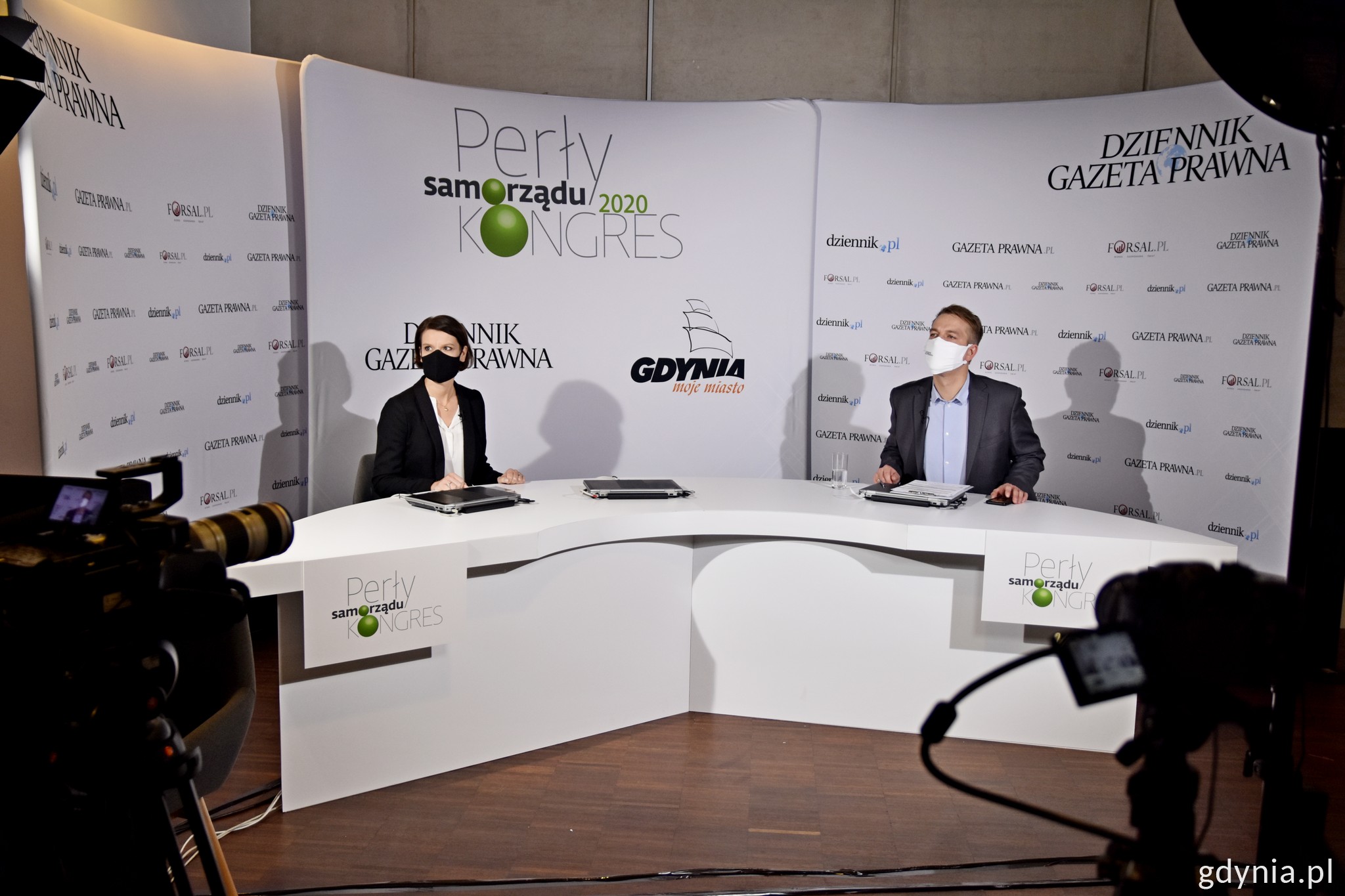 Katarzyna Gruszecka-Spychała w studio Dziennika Gazety Prawnej, fot. Paweł Kukla