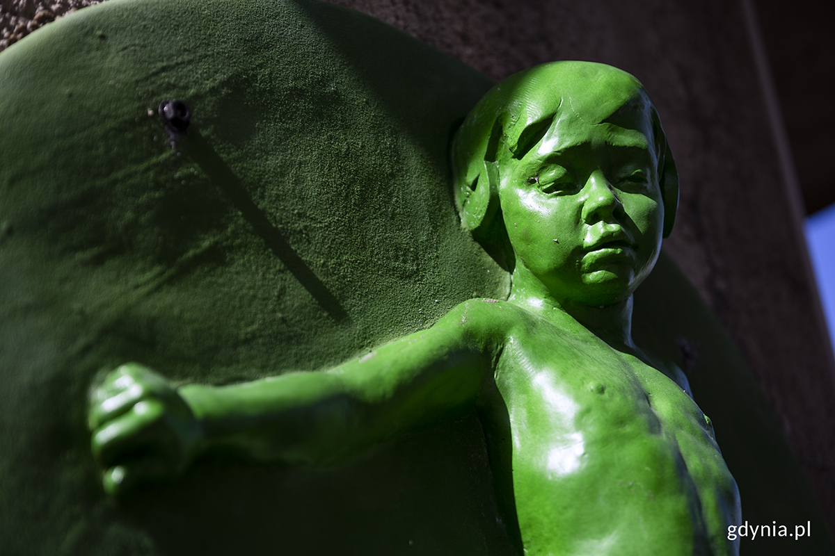 Spok&oacute;j na twarzy dziecka w słuchawkach na uszach. Fot. Przemysław Kozłowski