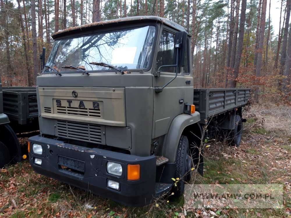 Jeden z samochod&oacute;w Star 1142 wystawionych na sprzedaż przez AMW. Źr&oacute;dło: www.amw.com.pl