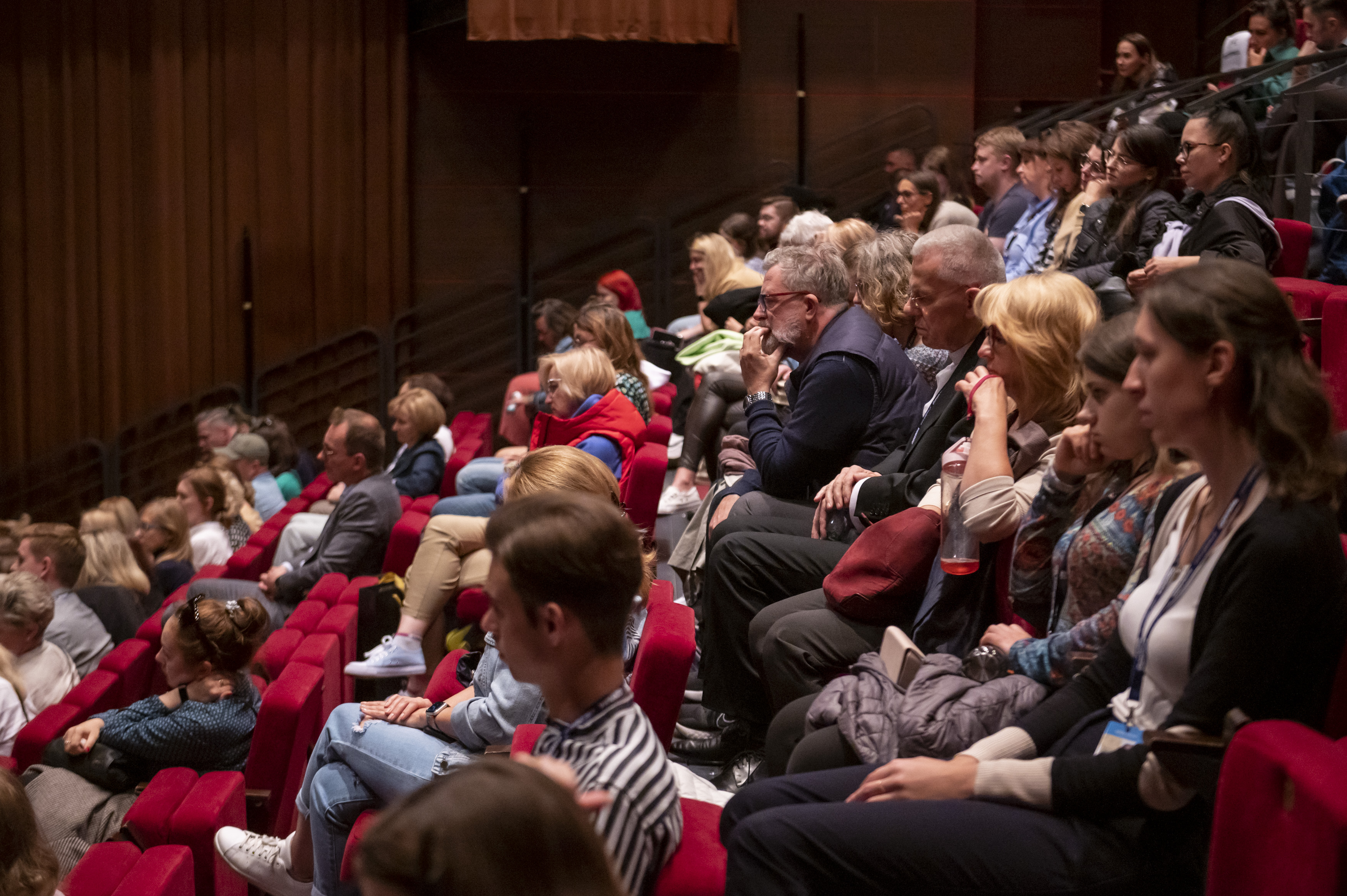 Uczestnicy spotkania z tw&oacute;rcami filmu "Ania" na Nowej Scenie Teatru Muzycznego, fot. Anna Bobrowska / mat. prasowe FPFF