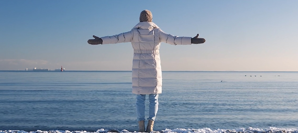 Gosia Mostowska na plaży Śr&oacute;dmieście