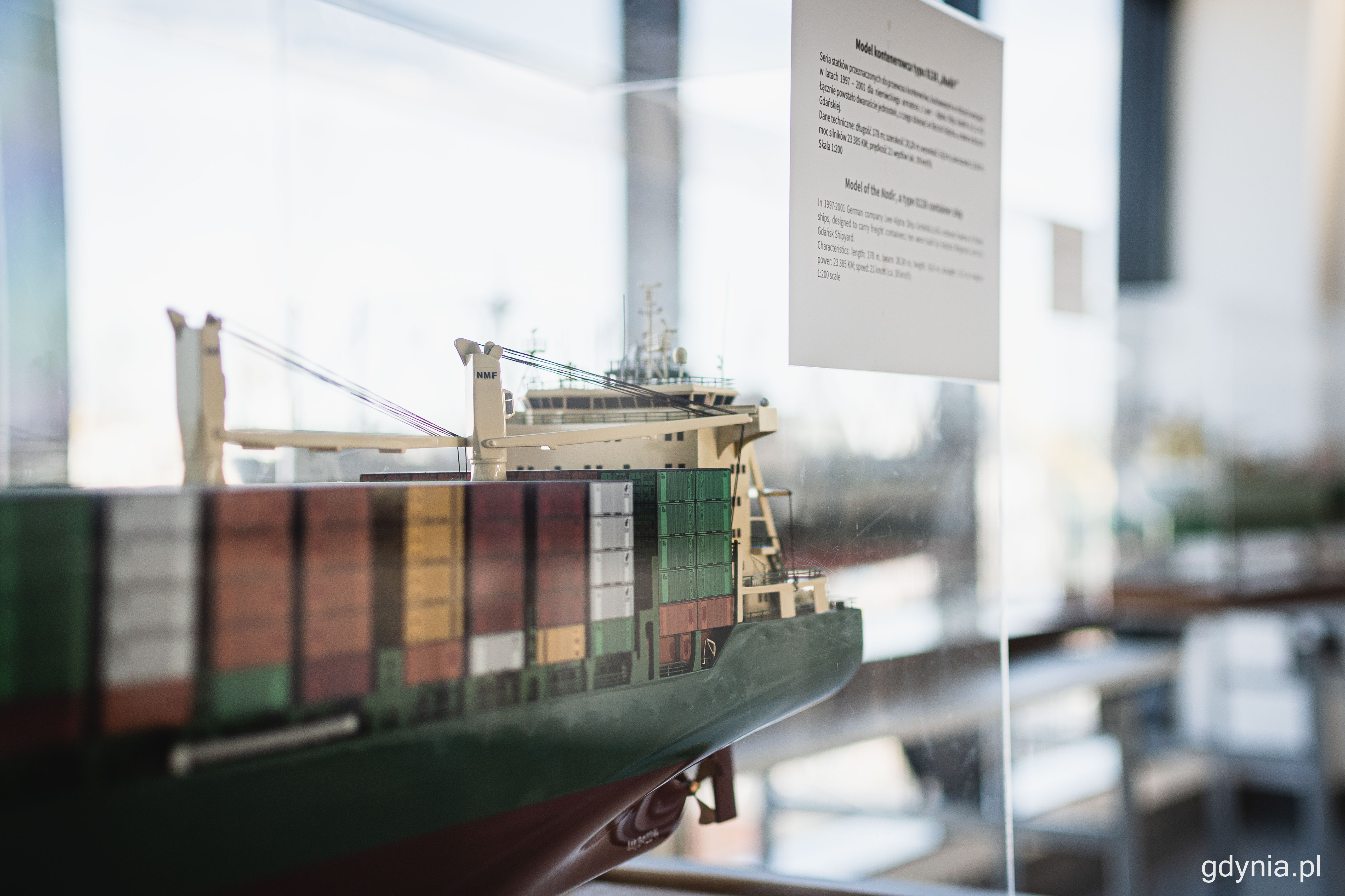 Wystawa modeli statk&oacute;w zbudowanych w Stoczni Gdynia, fot. Kamil Złoch