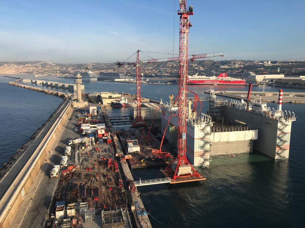 &bdquo;Marco Polo&rdquo; podczas prac, fot. Bouygues TP