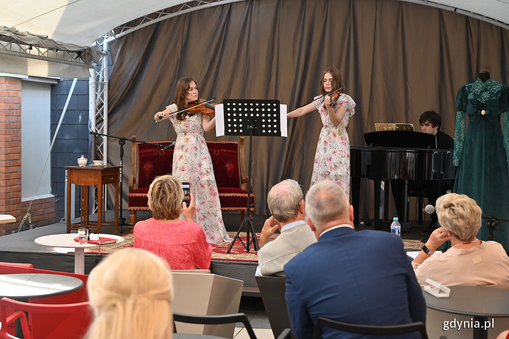 Narodowe Czytanie w Konsulacie Kultury w Gdyni.