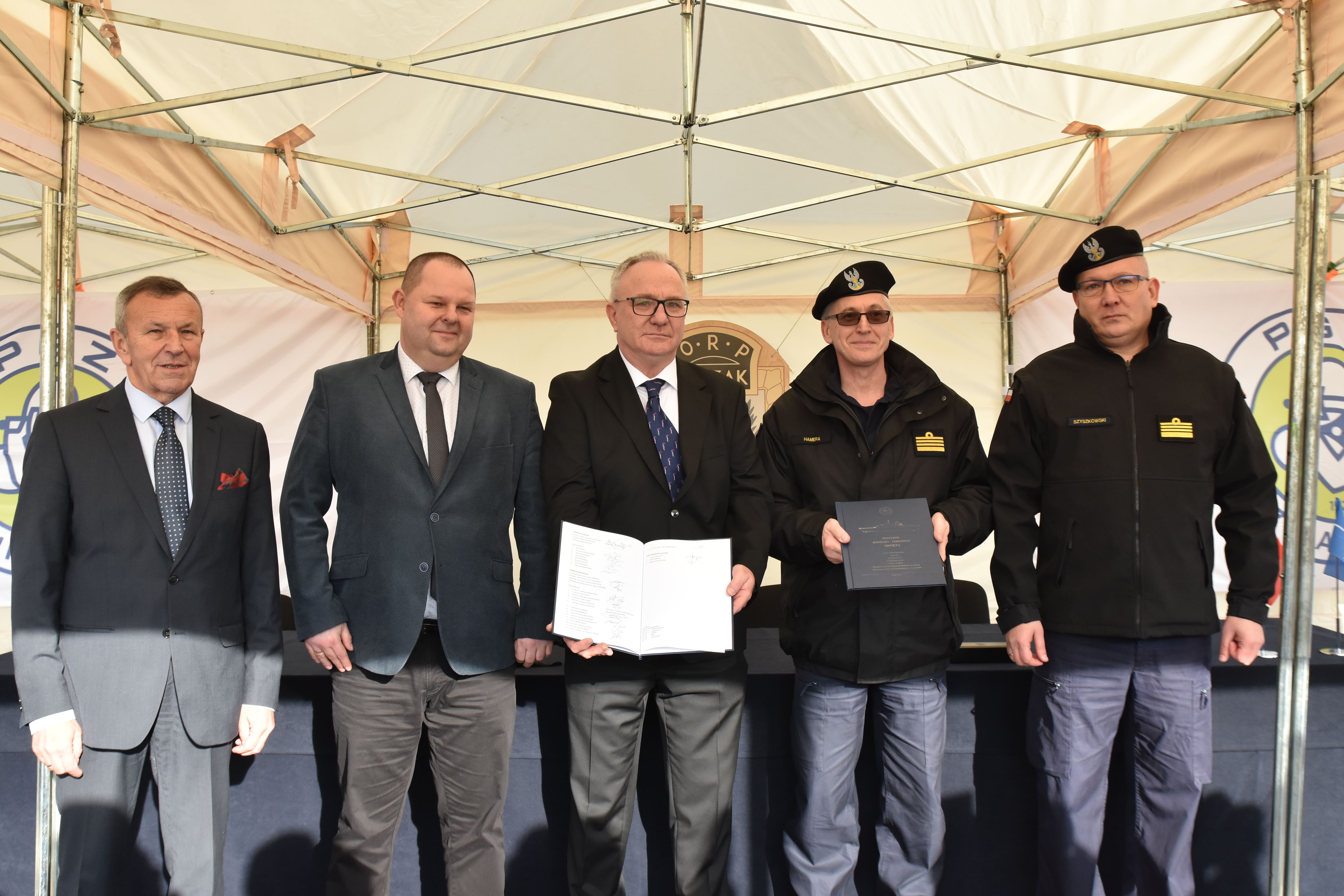 Uroczystość przekazania okrętu Marynarce Wojennej, fot. mat. prasowe