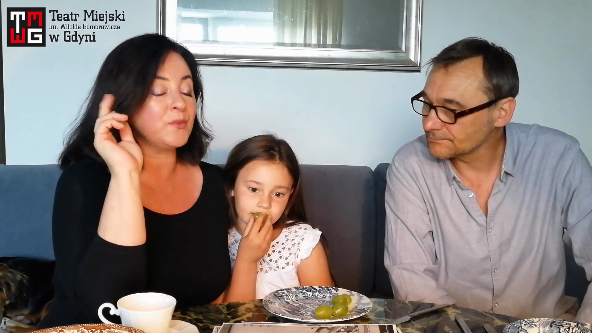 Rodzina Sztućc&oacute;w &ndash; seans teatralny (na zdjęciu rodzina Wolf&oacute;w); źr&oacute;dło" teatr Miejski w Gdyni