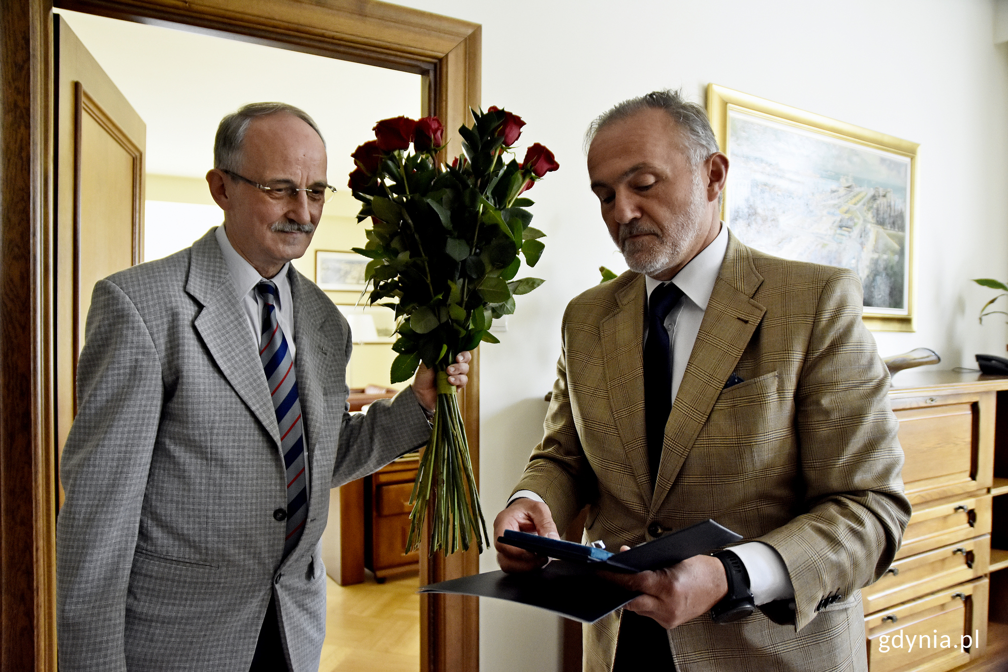 Pożegnanie Ryszarda Toczka, naczelnika Wydziału Analiz i Wsp&oacute;łpracy Samorządowej  Fot. Kamil Złoch