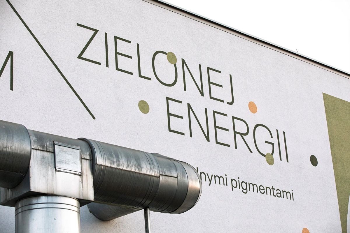 fragment muralu przedstawiający napis -Zielonej Energii.