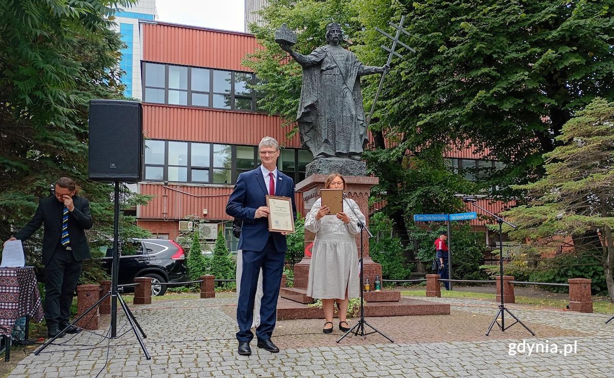 Wiceprezydent Gdyni w podziękowaniami od władz Ukrainy