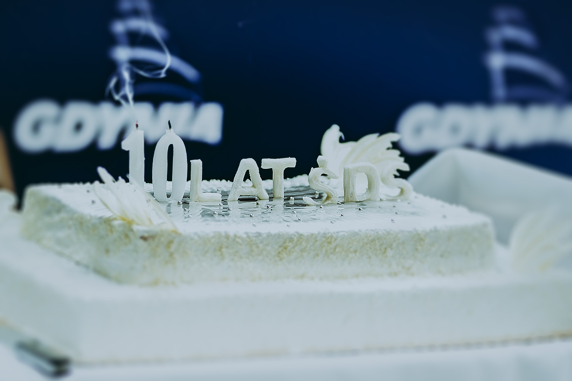 Podczas uroczystości nie zabrakło urodzinowego tortu. Fot.: Gaba Kucz