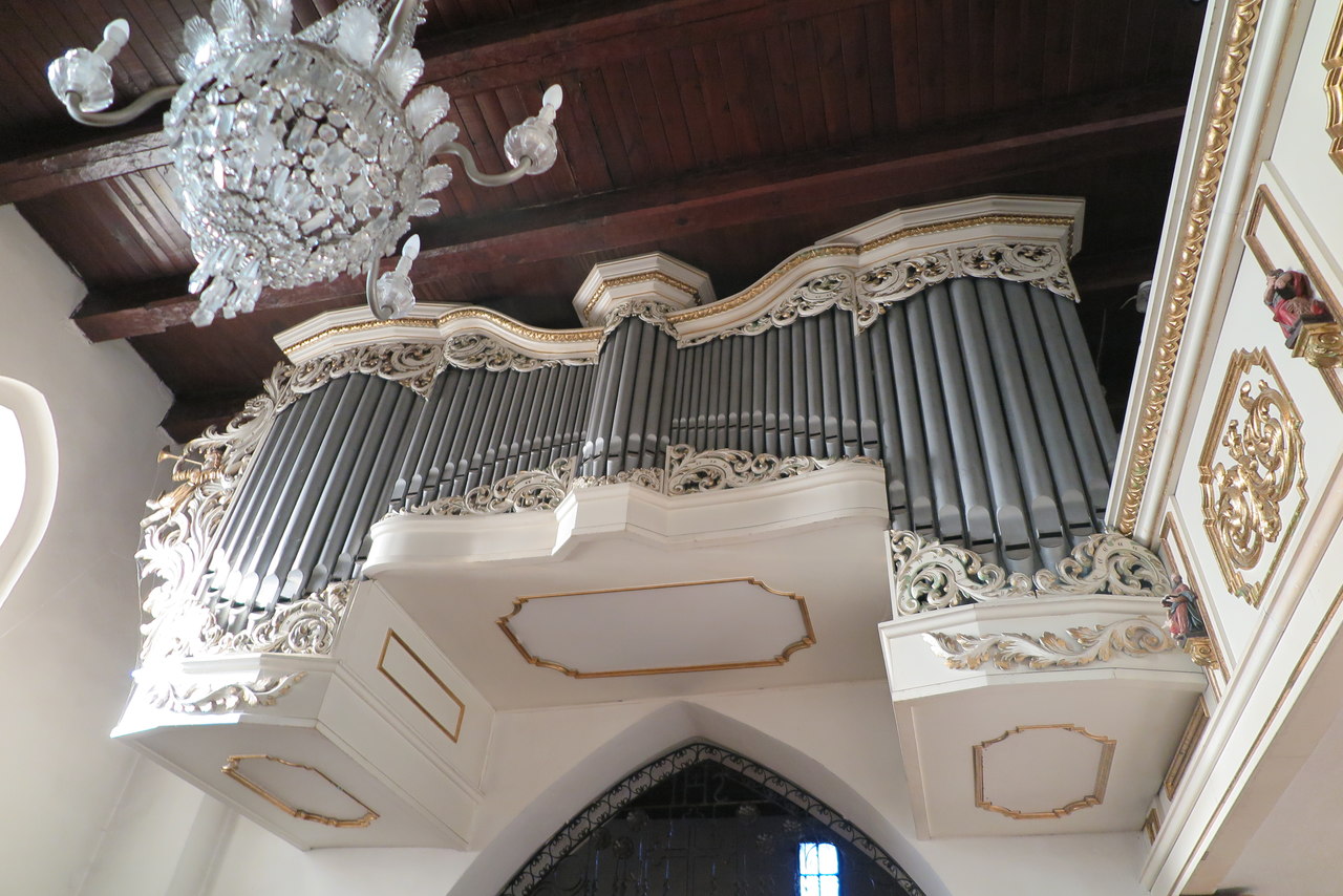 Organy w kościele p.w. św. Michała Archanioła w Gdyni &ndash; Oksywiu poddane konserwacji w 2019 roku dzięki dotacji miasta. // Fot. Biuro Miejskiego Konserwatora Zabytk&oacute;w