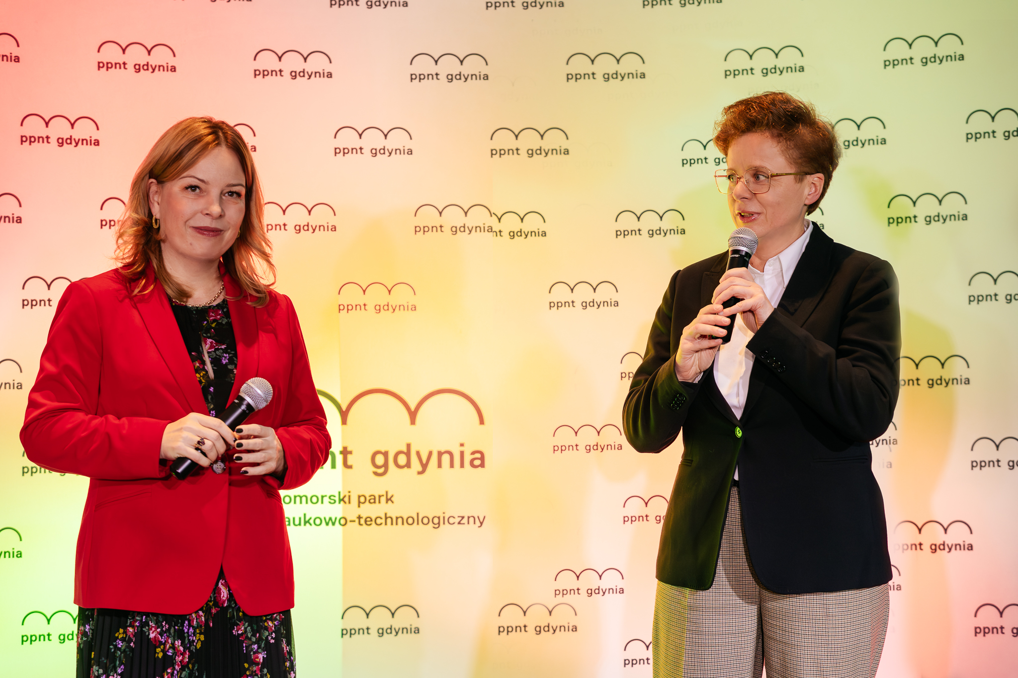 Wiceprezydentka Gdyni Oktawia Gorzeńska i dyrektorka PPNT Gdynia Annna Borkowska. Fot. Lucyna Lewandowska