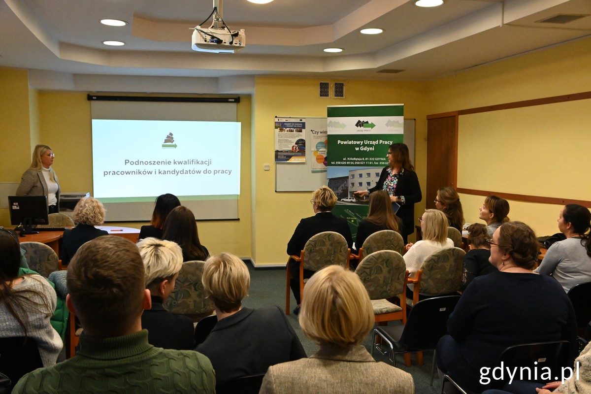 Uczestnicy spotkania w Urzędzie Pracy