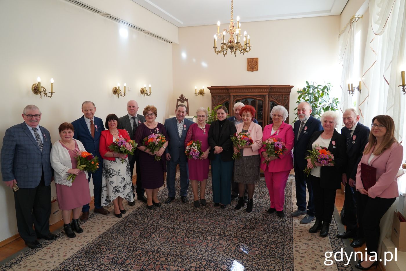 Jubilaci z godz. 15:00 wraz z prezydent Aleksandrą Kosiorek i Iwoną Tyczyńską, zastępczynią kierownika USC w Gdyni