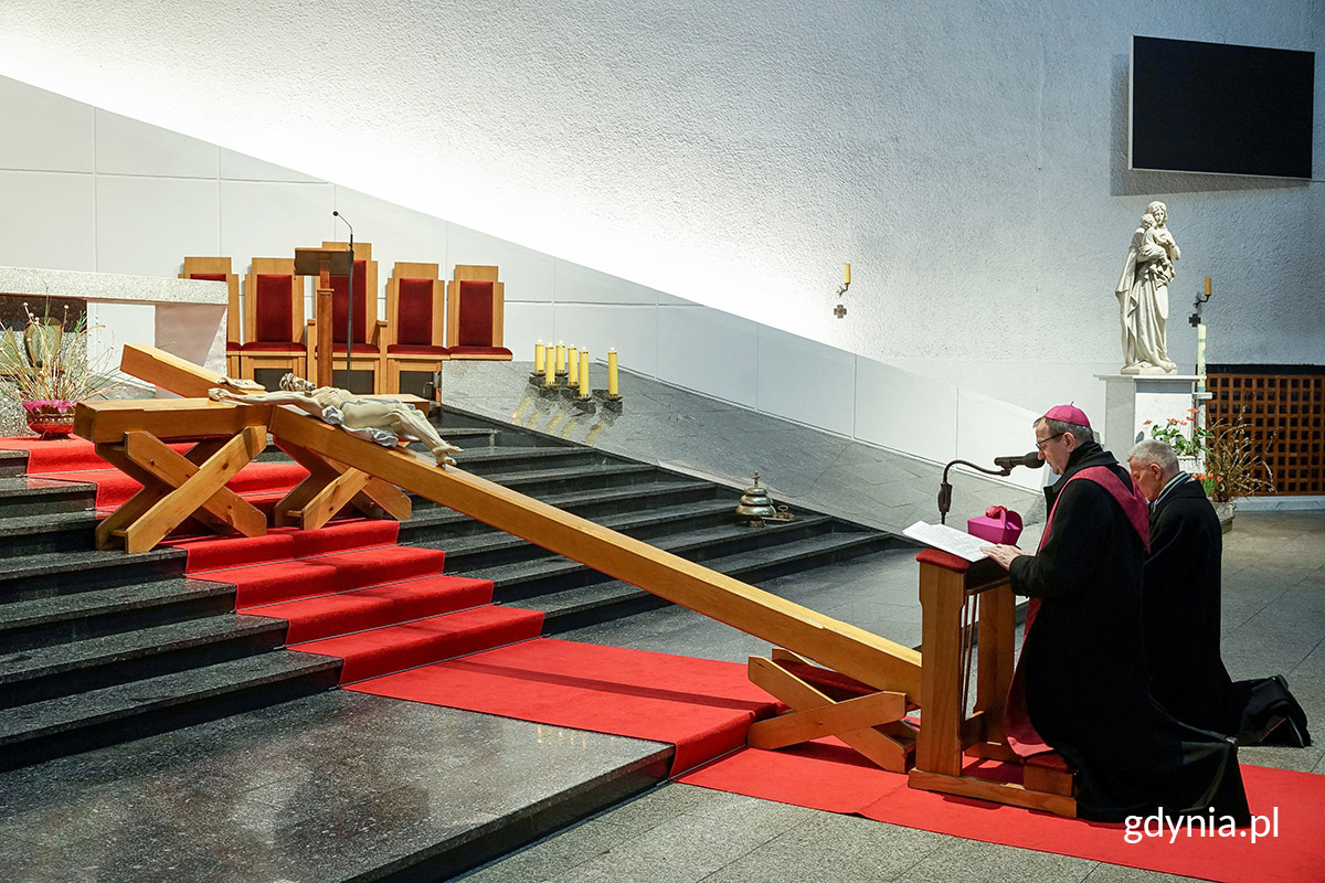 Droga krzyżowa w Gdyni. Fot. Mirosław Pieślak