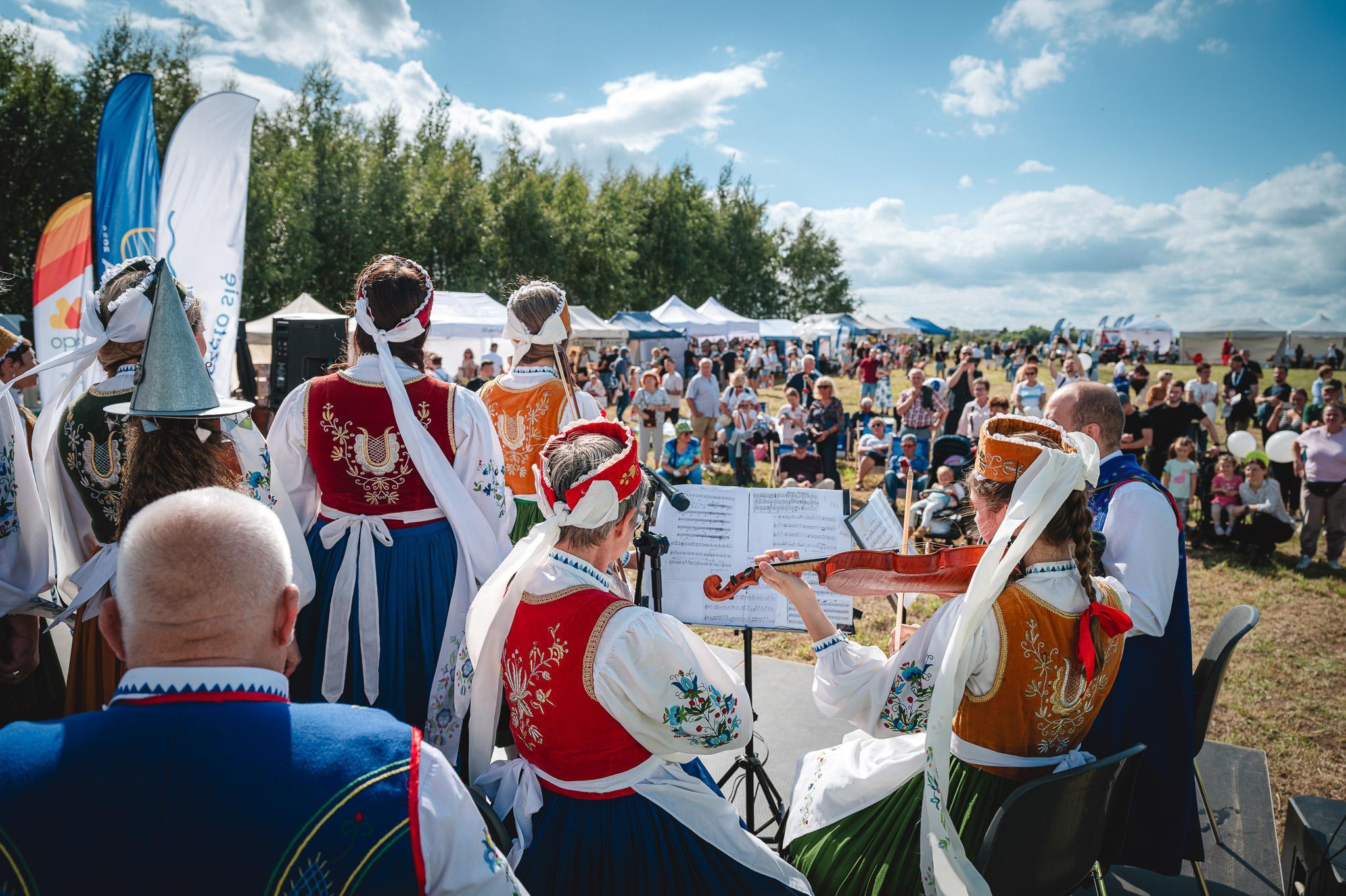 Koncert i konkursy trwały na małej scenie już od południa