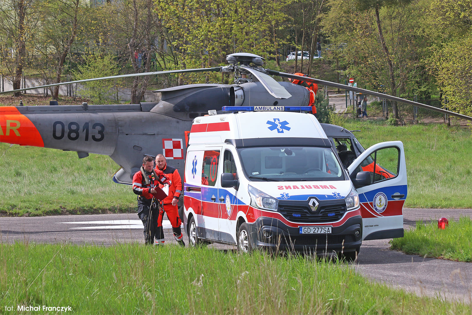 Niedawny transport poszkodowanego na lądowisko przy szpitalu w gdańskiej Oliwie, fot. Gdyńska Brygada Lotnictwa Marynarki Wojennej / Facebook