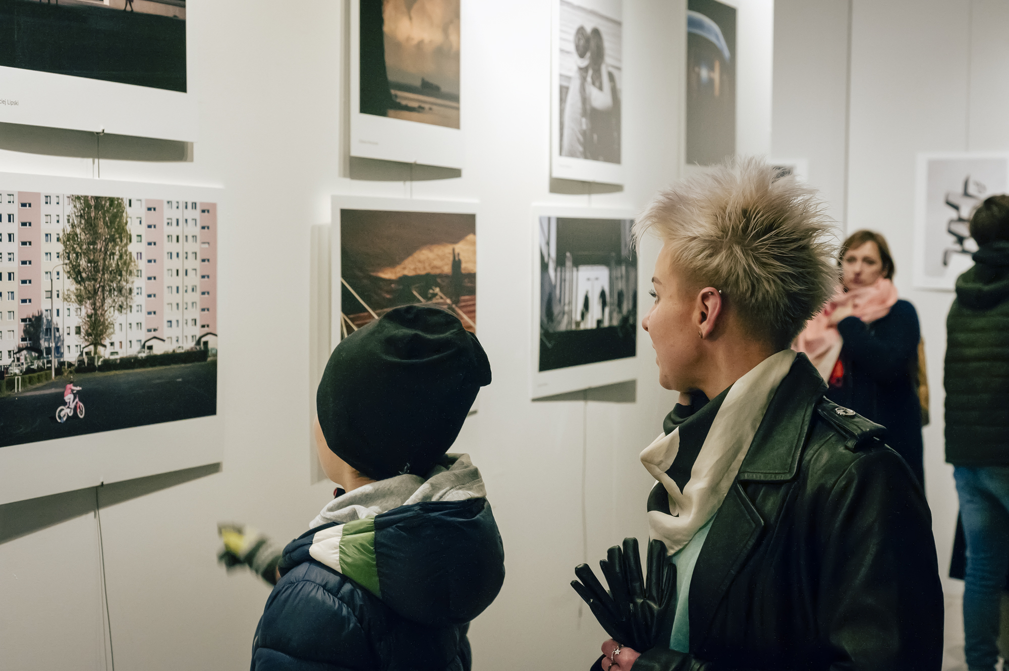 Wystawa pokonkursowa "Gdynia Fotogeniczna 2021". Fot. Wioletta Niedzielska