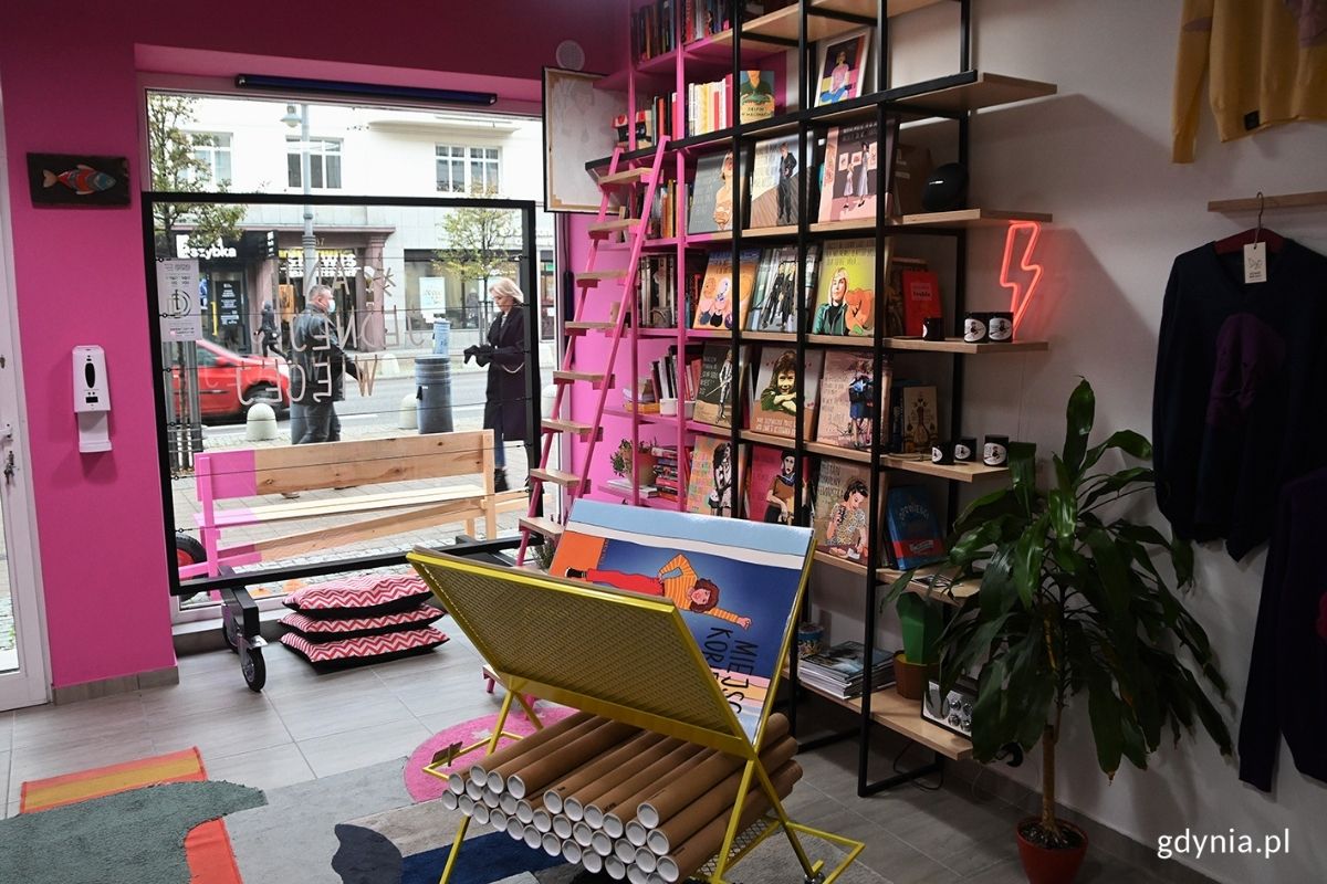 Wnętrze lokalu Marty Frej. // fot. Weronika Rozbicka