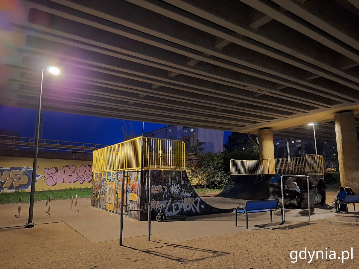 oświetlenie skateparku, mat. WI UM Gdyni