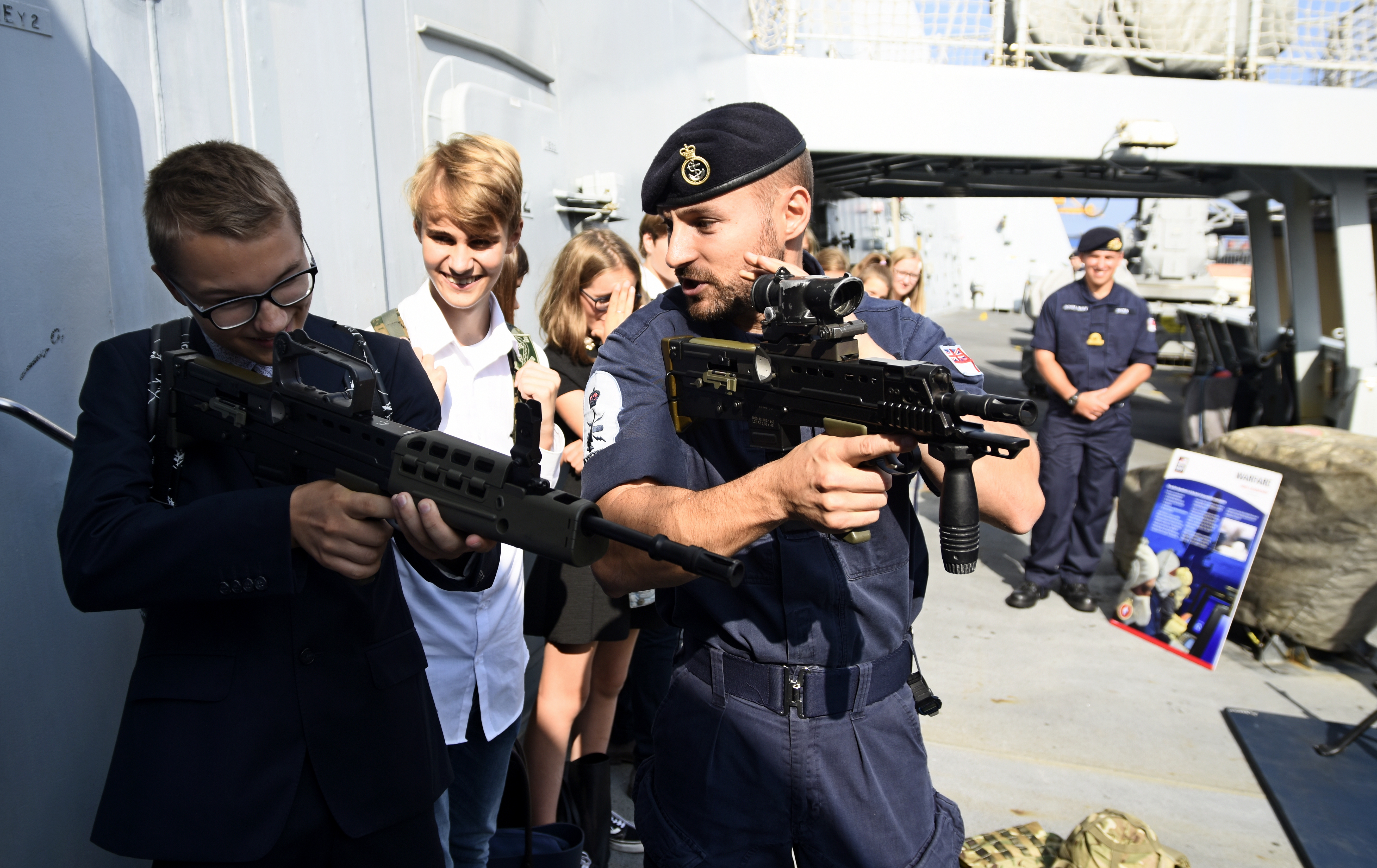 Prezentacja broni będącej na wyposażeniu HMS Diamond, fot. Kamil Złoch