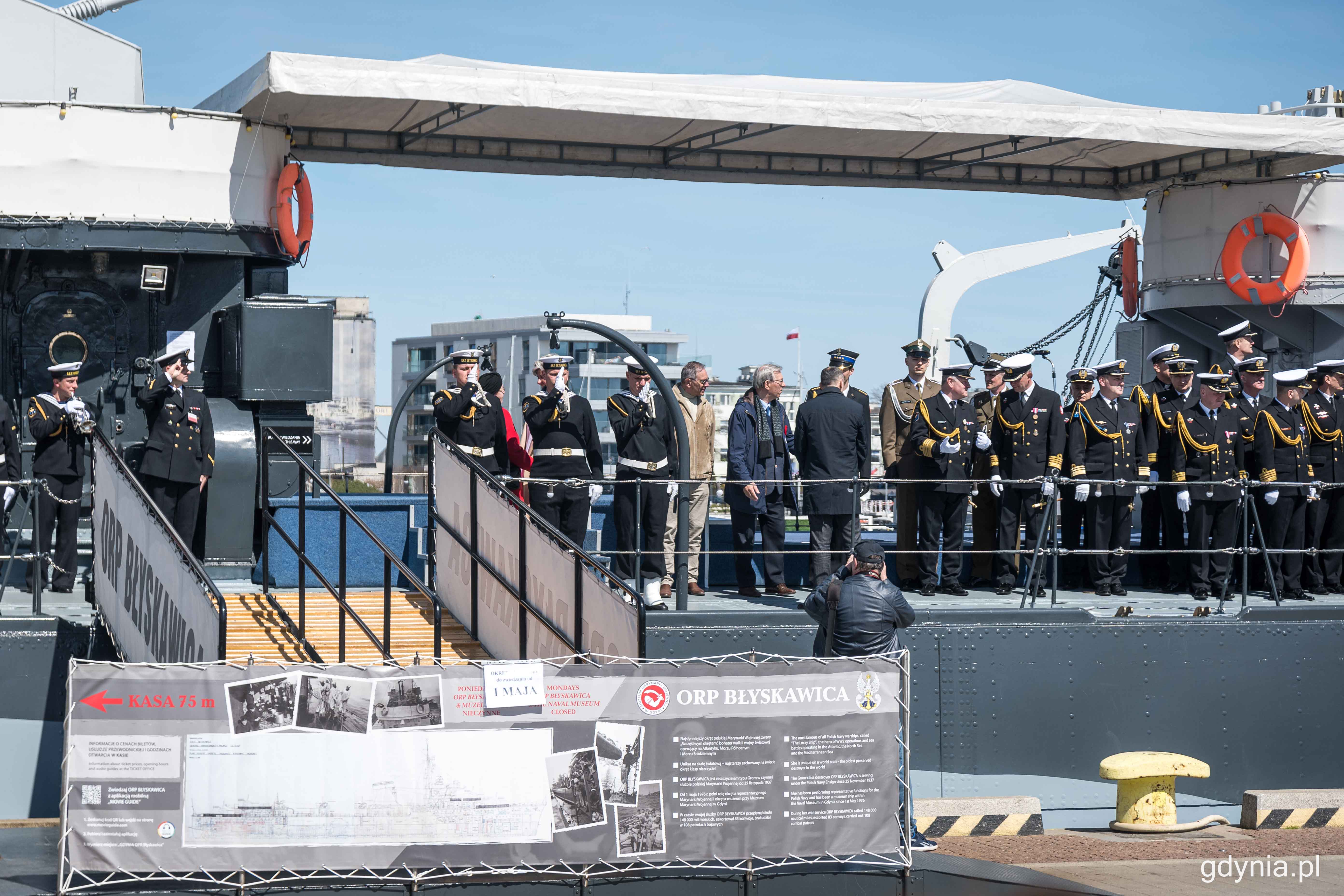 Obchody Dnia Flagi RP w Gdyni, fot. Kamil Złoch