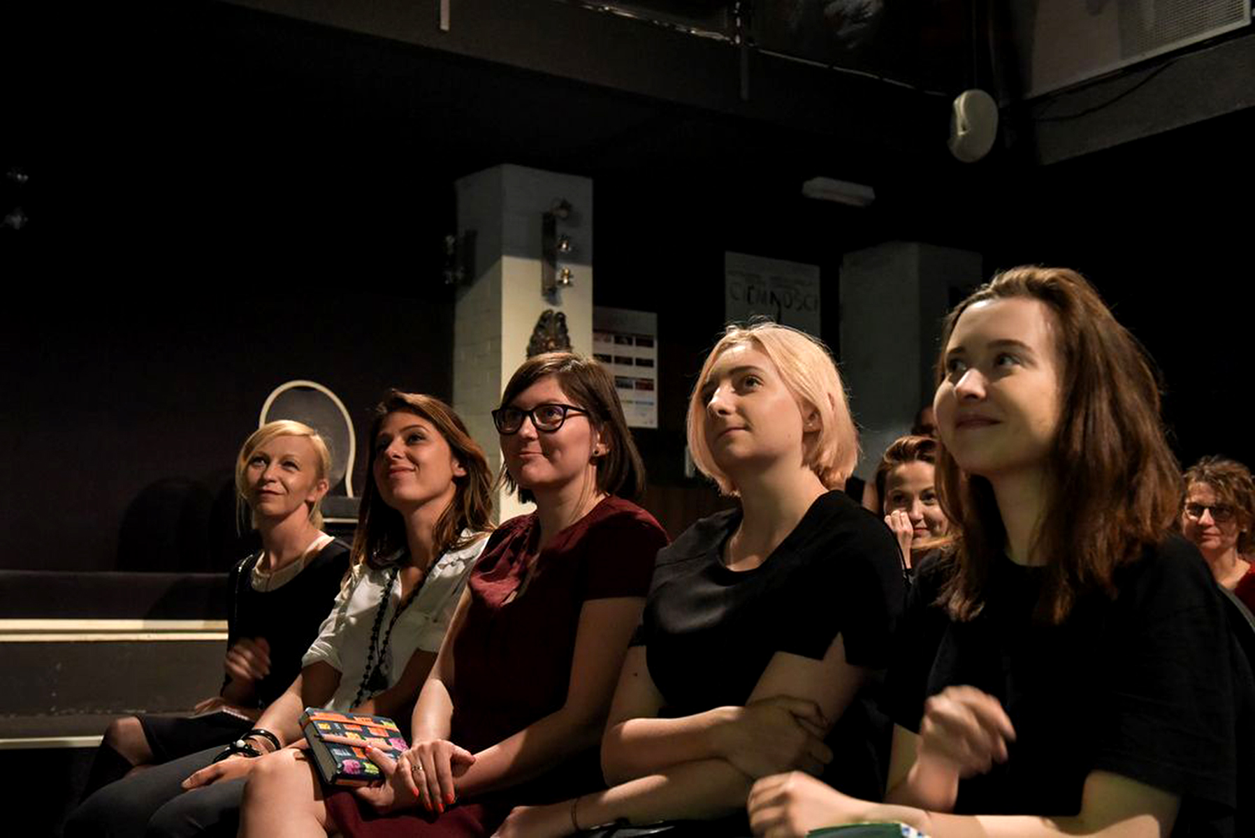 Jury Alternatywnej Nagrody Dramaturgicznej 2018, od lewej: Justyna Sawicka, Wioletta Małecka, Anna Bielecka-Mateja, Sara Gosk, Weronika Grygorcewicz/fot. Roman Jocher