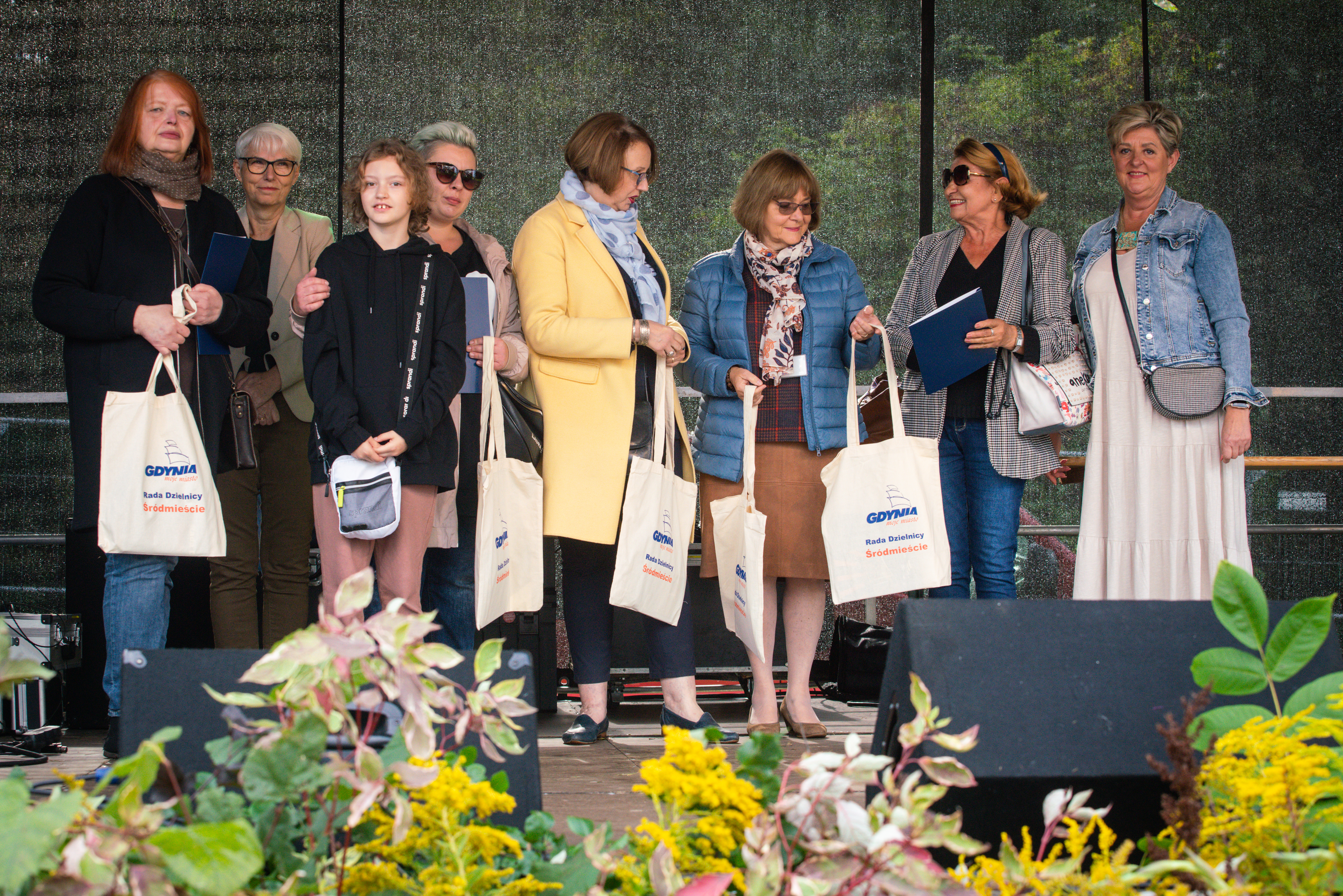 Laureaci konkursu "Gdynia w kwiatach". Fot. Anna Rezulak