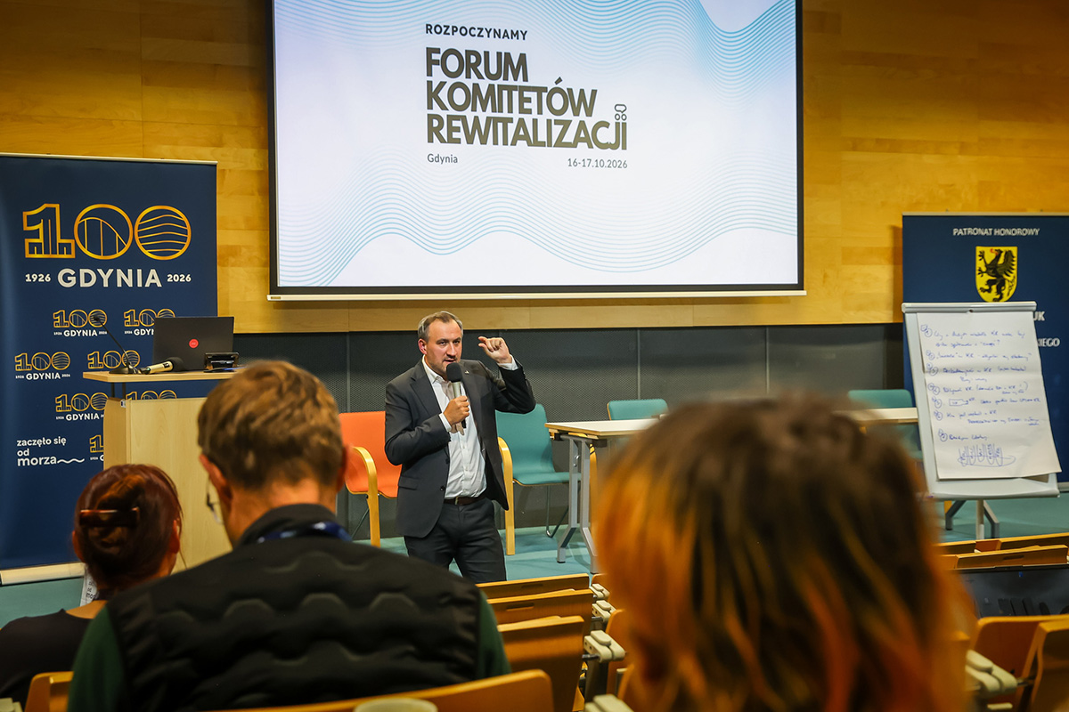 Na zdjęciu m.in.&nbsp;Tomasz Augustyniak, wiceprezydent Gdyni