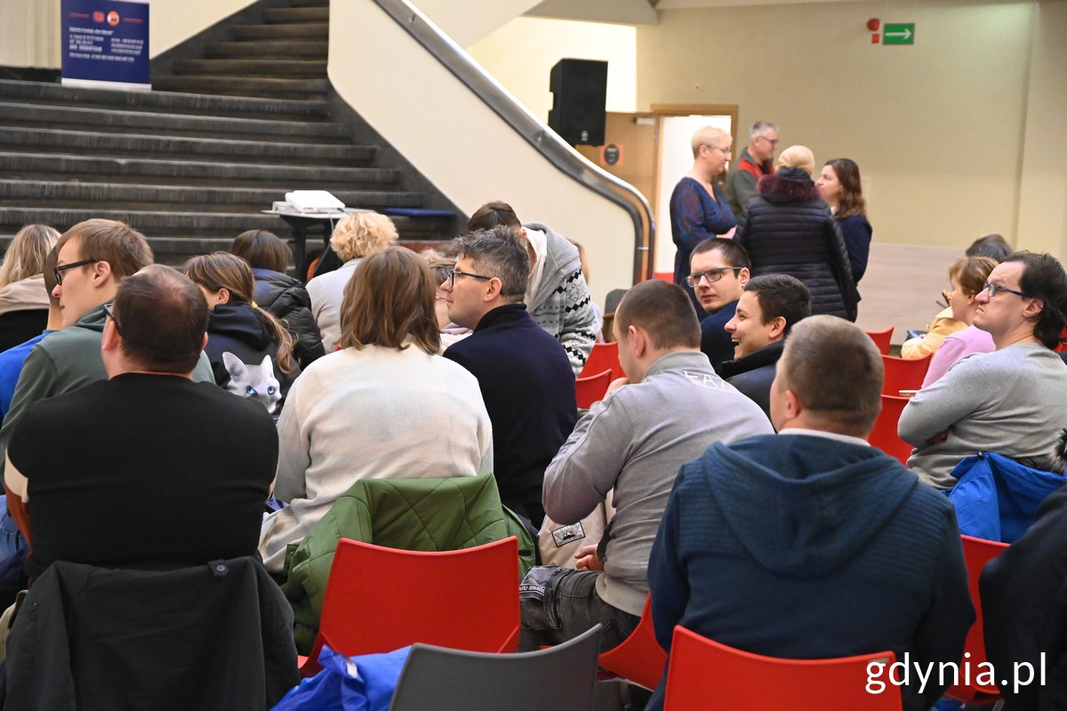 I Gdyńskie Forum Środowisk Działających na rzecz Os&oacute;b z Niepełnosprawnościami. Uczestnicy Forum. Fot. Magdalena Śliżewska.