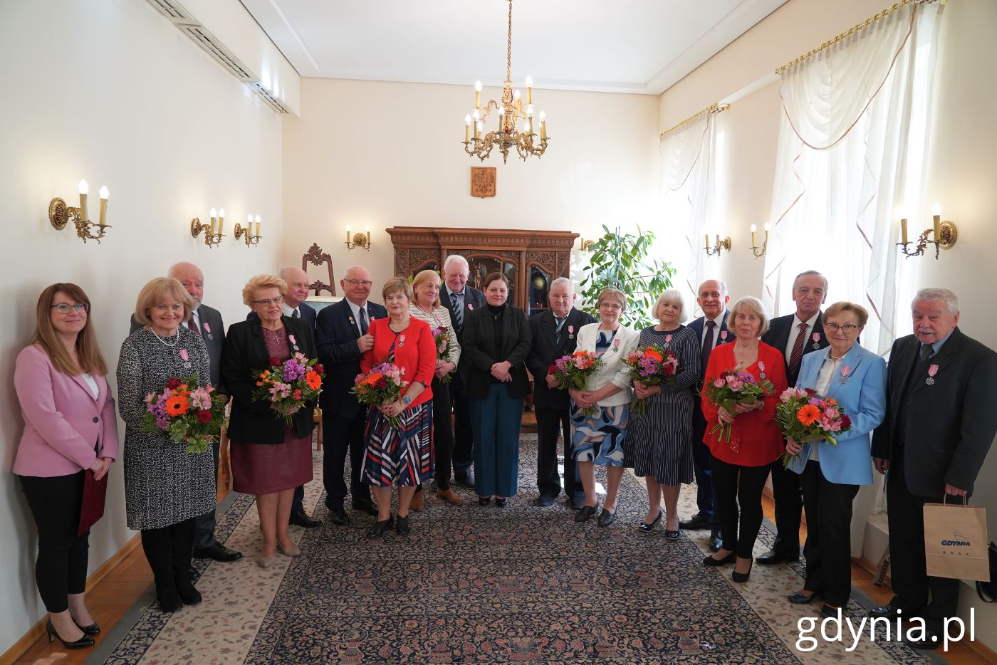 Jubilaci z godz. 14:00 wraz z prezydent Aleksandrą Kosiorek i Iwoną Tyczyńską, zastępczynią kierownika USC w Gdyni