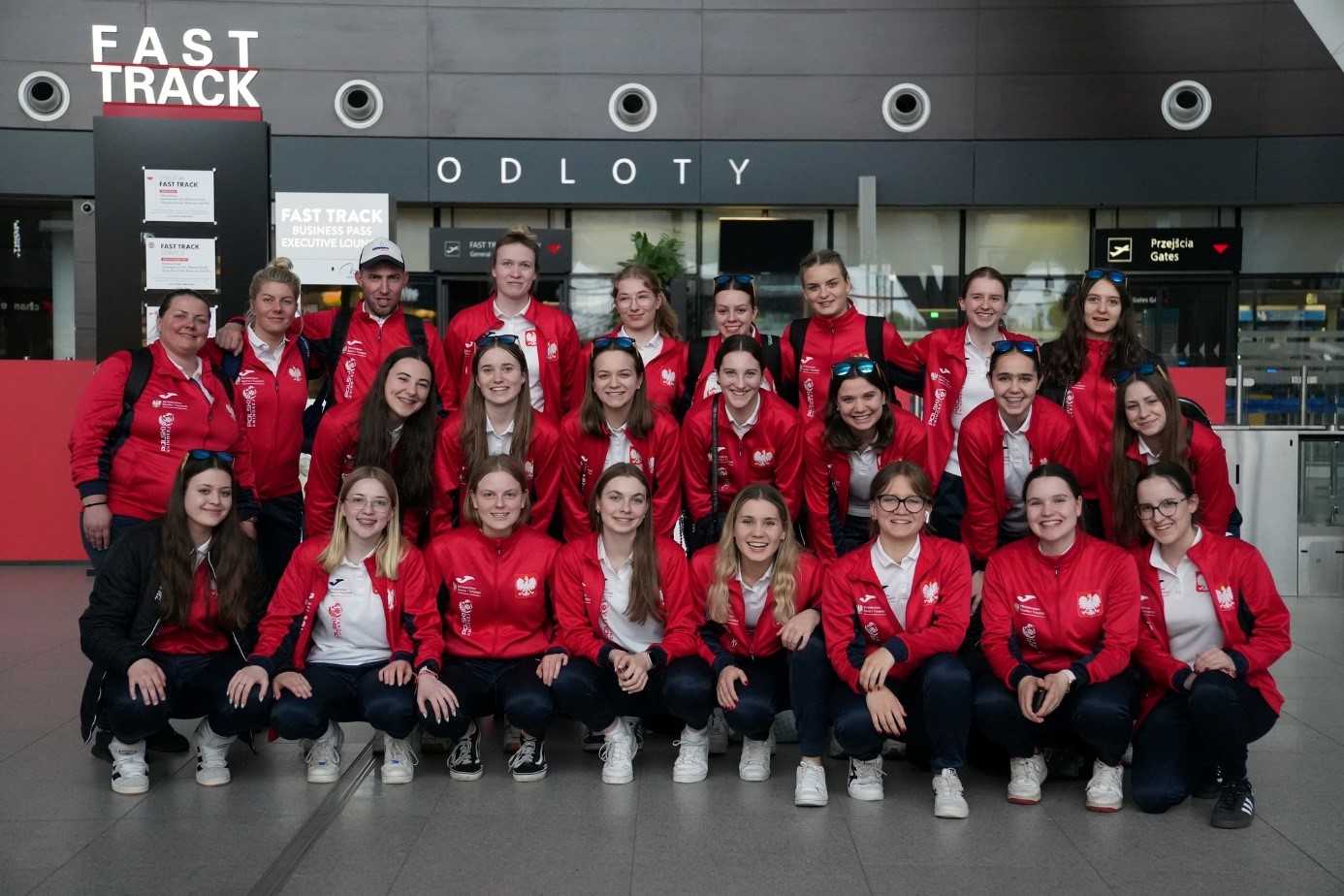 Kadra kobiet, kt&oacute;ra występuje w Lahti (fot. www.polskiunihokej.pl)