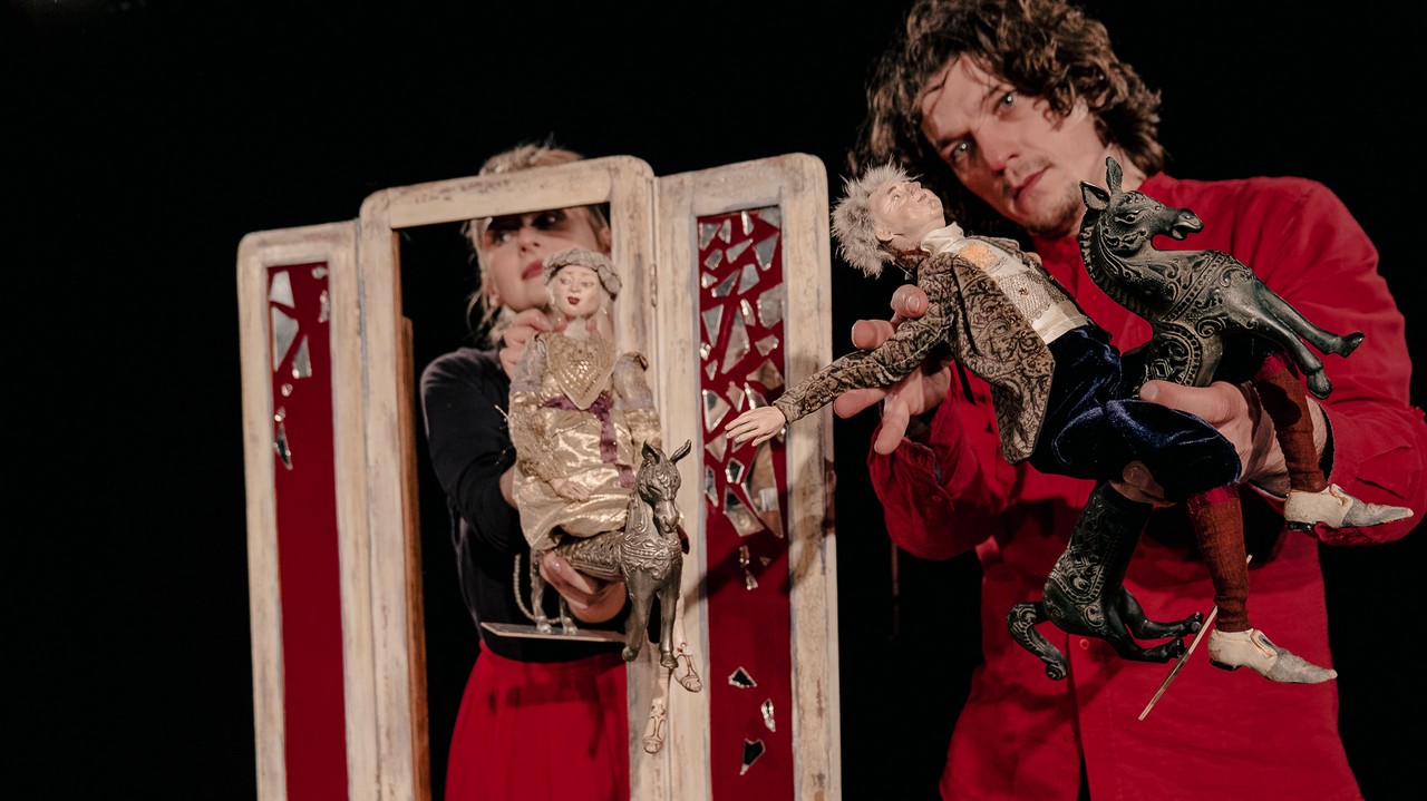 &bdquo;Śpiąca Kr&oacute;lewna" na podstawie baśni braci Grimm, w reż. Luby Zarembińskiej. Fot. Misha Lesner