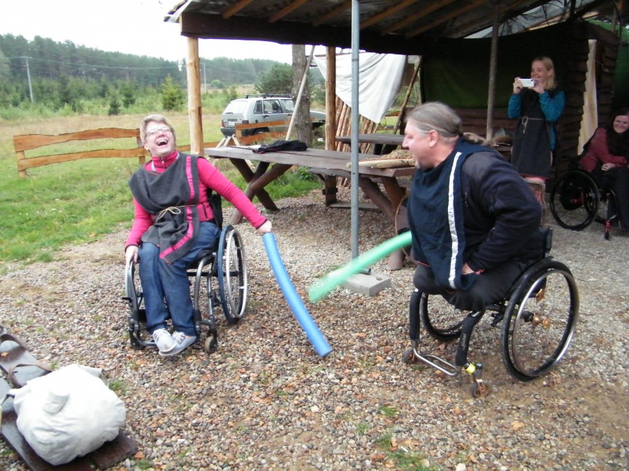 Zabawa podczas jednego z wypad&oacute;w. Źr&oacute;dło: Podr&oacute;że bez granic