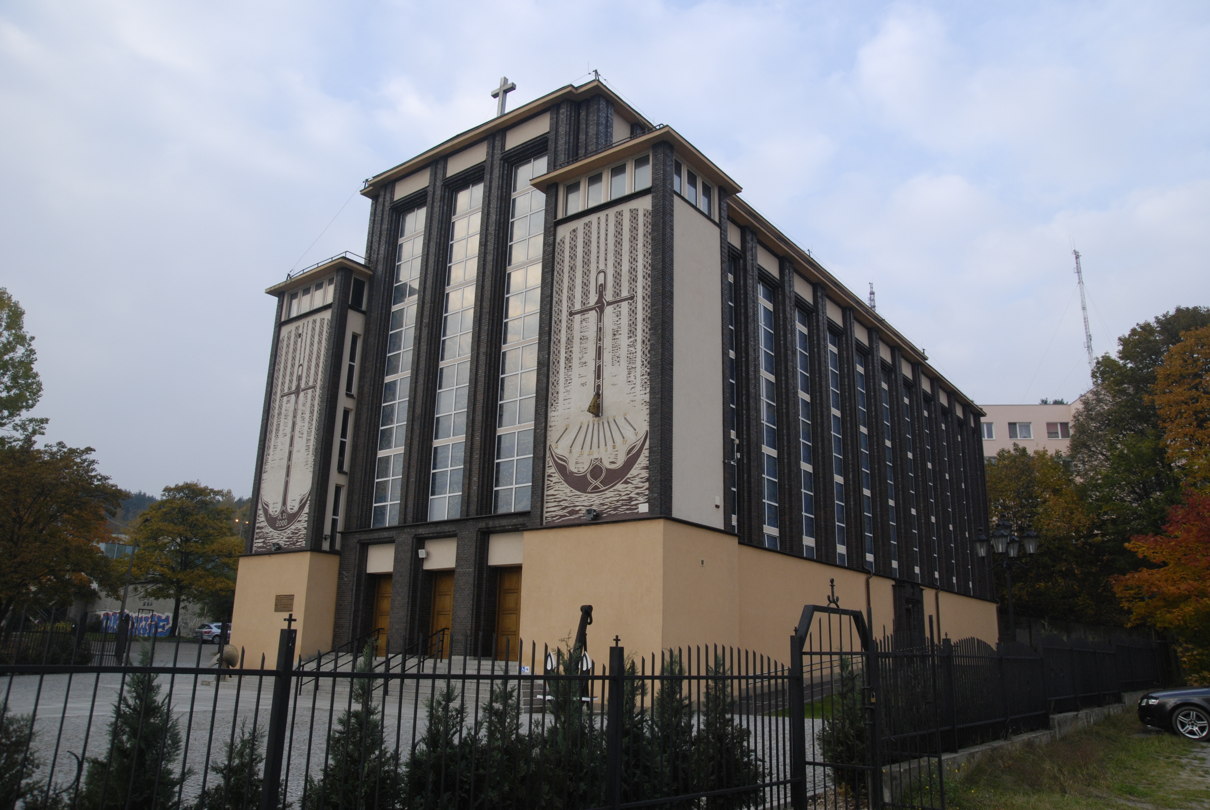 kościół garnizonowy pw. MB Częstochowskiej