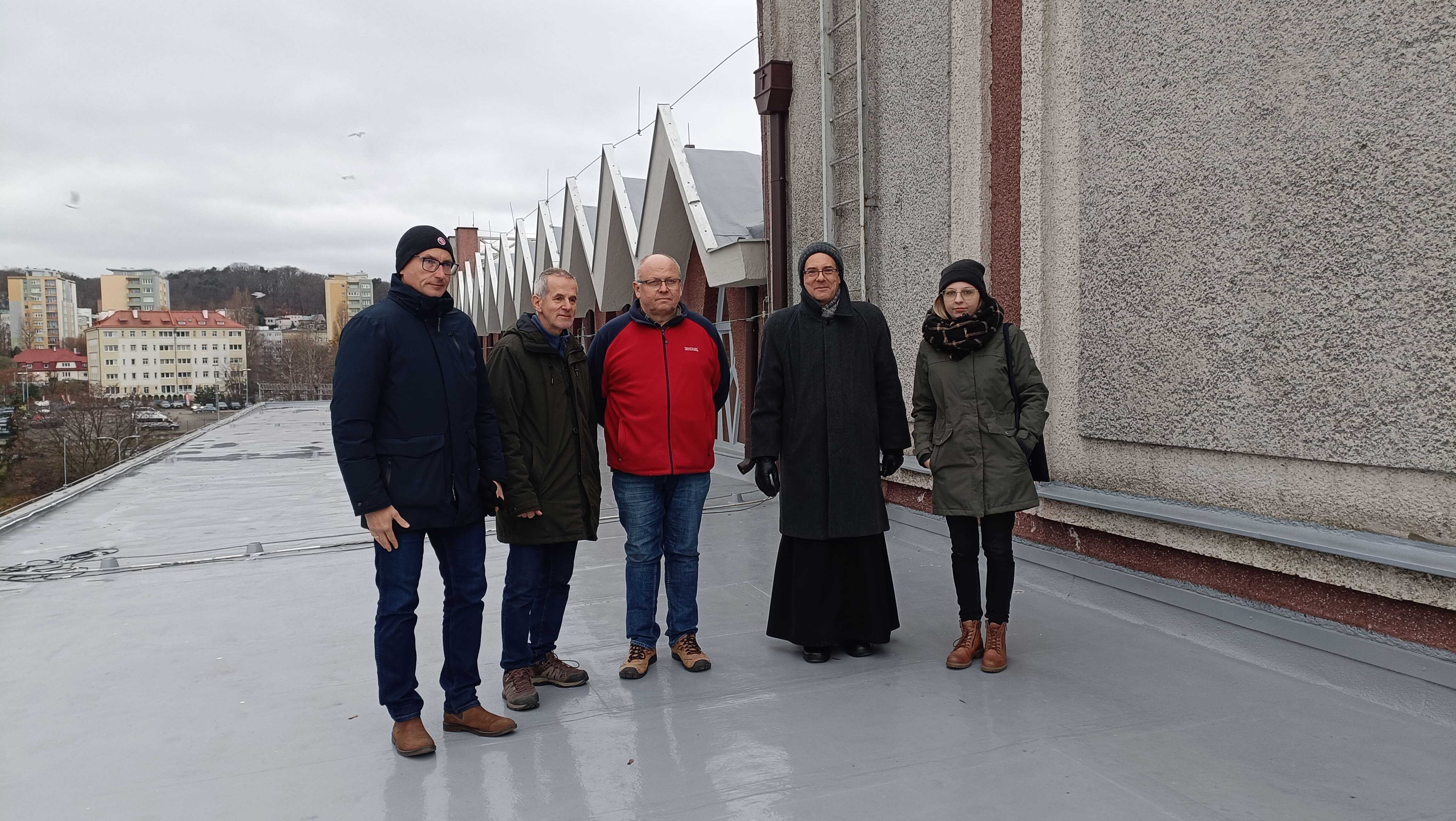 Odbi&oacute;r prac z udziałem inwestora, wykonawcy i inspektora nadzoru budowlanego