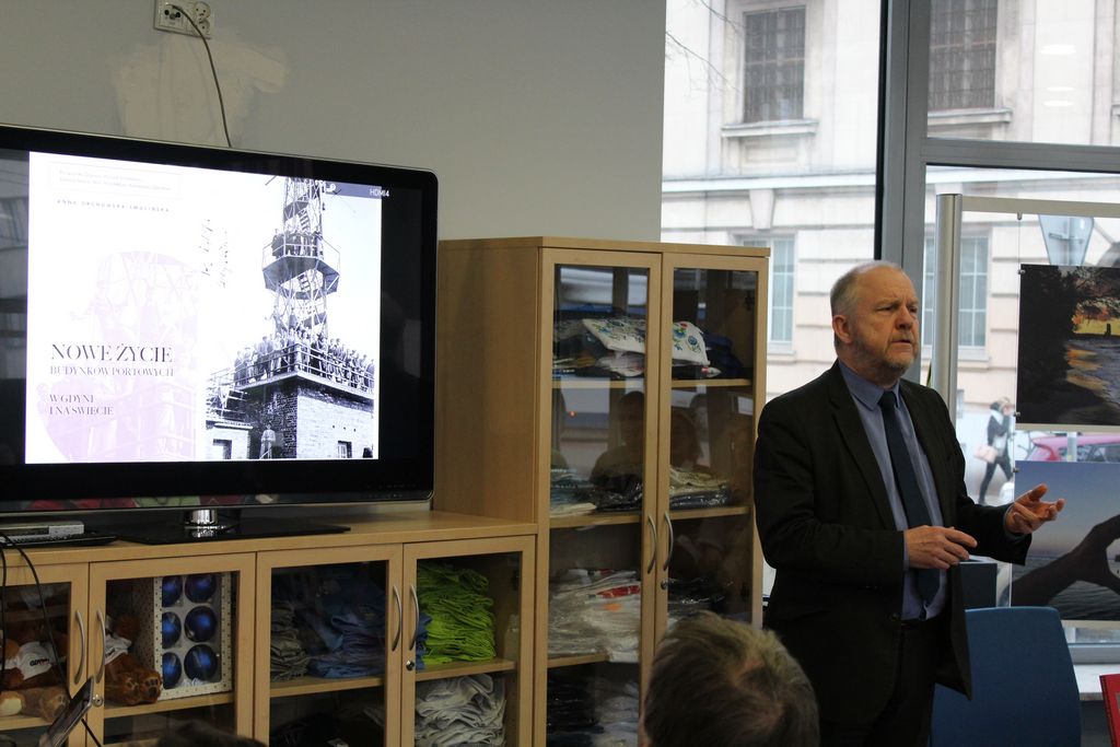 dr inż. arch. Marek Stępa