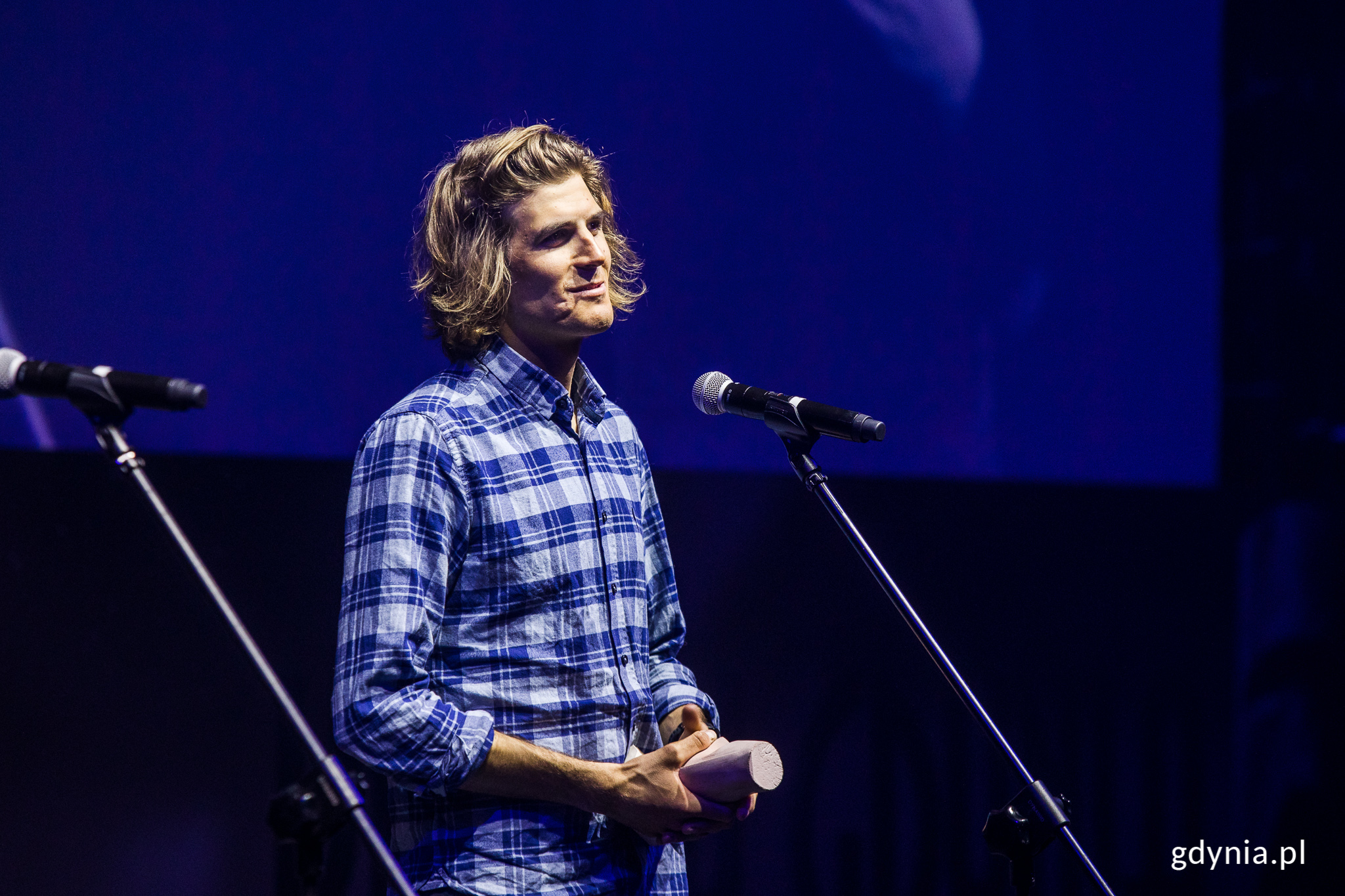 Bartosz Ziemski, zdobywca wyróżnienia w kategorii "Alpinizm", podczas niedzielnej gali wręczenia nagród // fot. Karol Stańczak