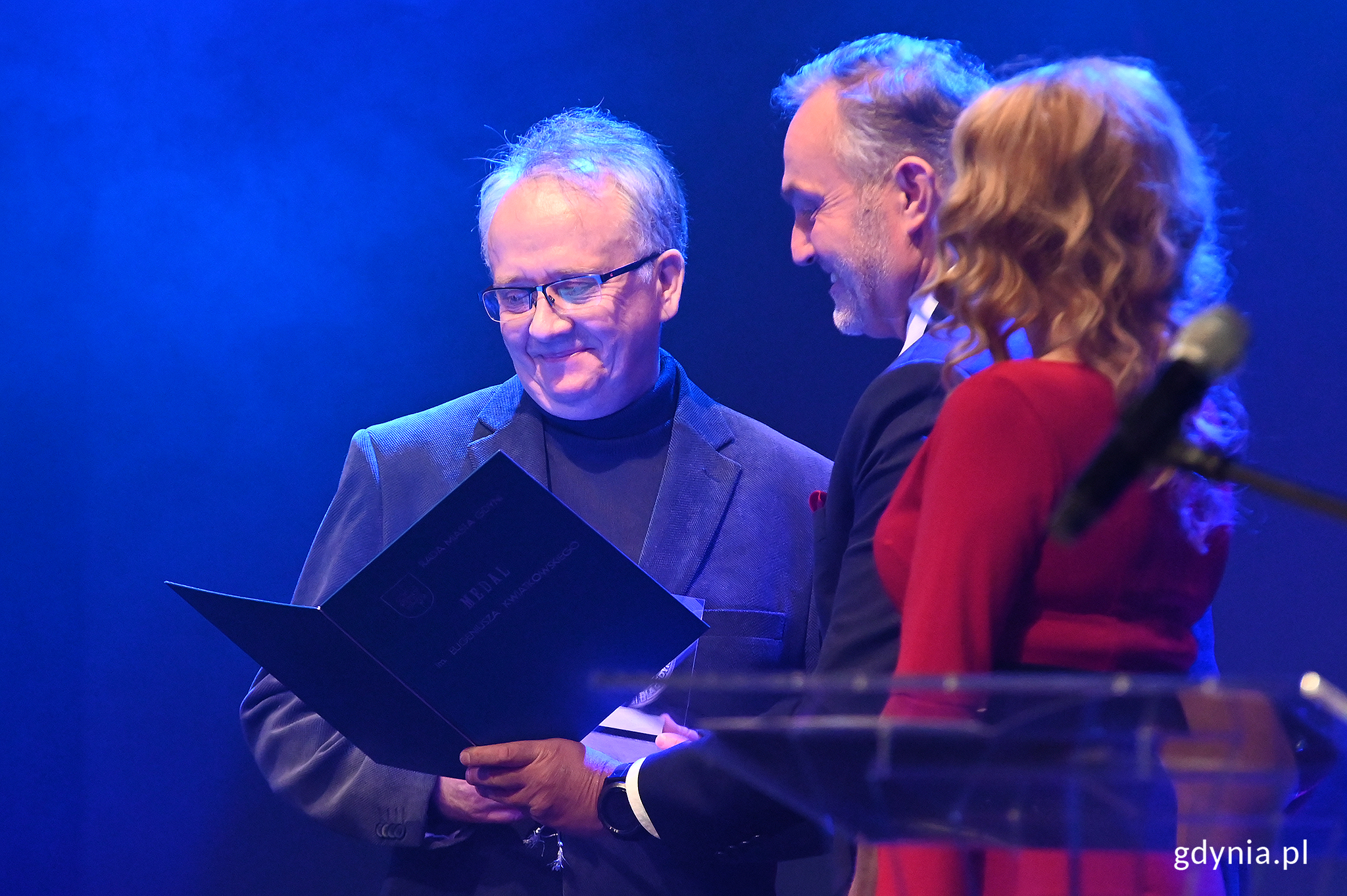 Janusz Janowski odbiera medal im. Eugeniusza Kwiatkowskiego, fot. Michał Puszczewicz