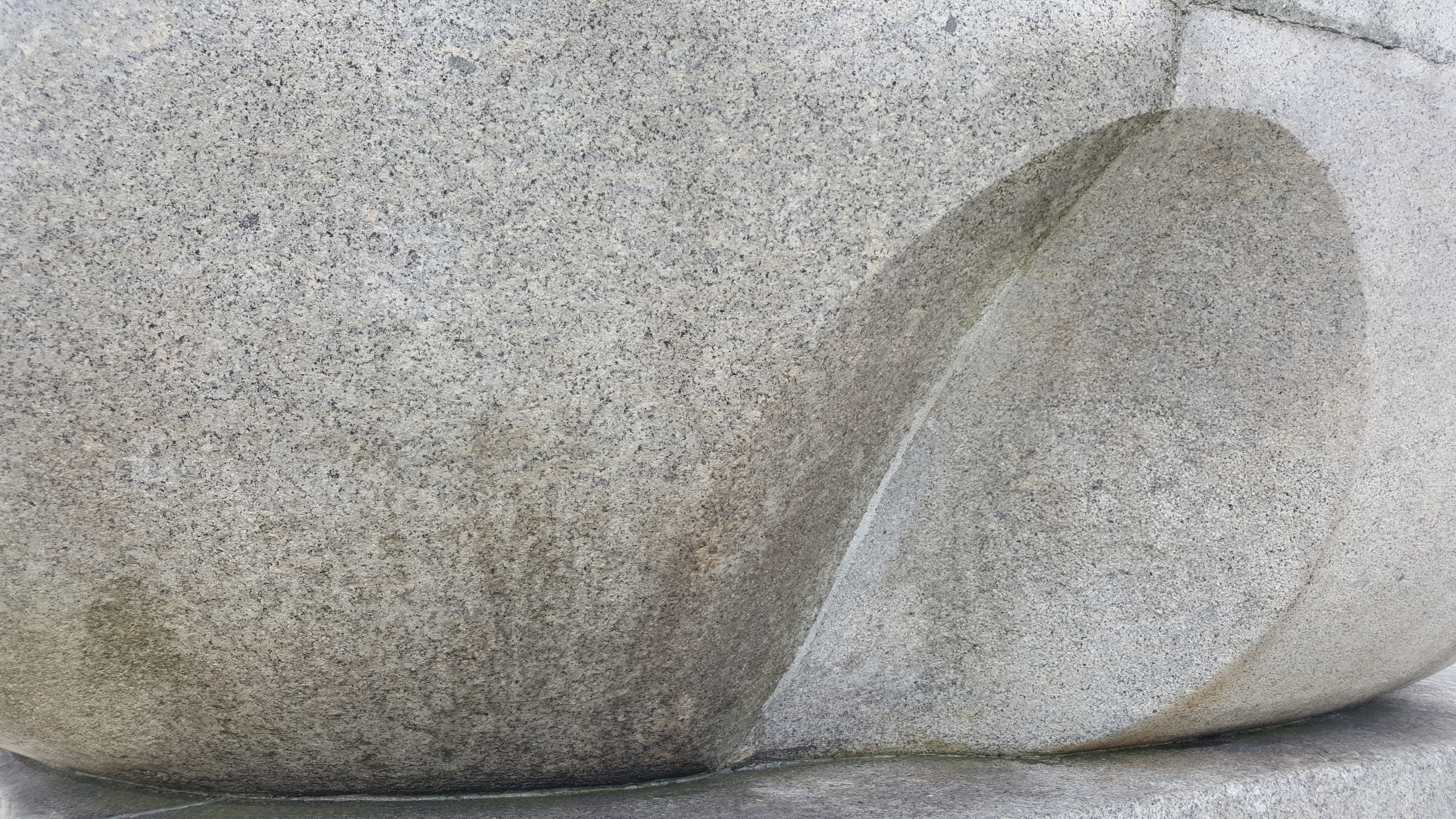 Jedno z konkursowych zadań polegało na odgadnięciu nazw pomnika po jego małym szczeg&oacute;le