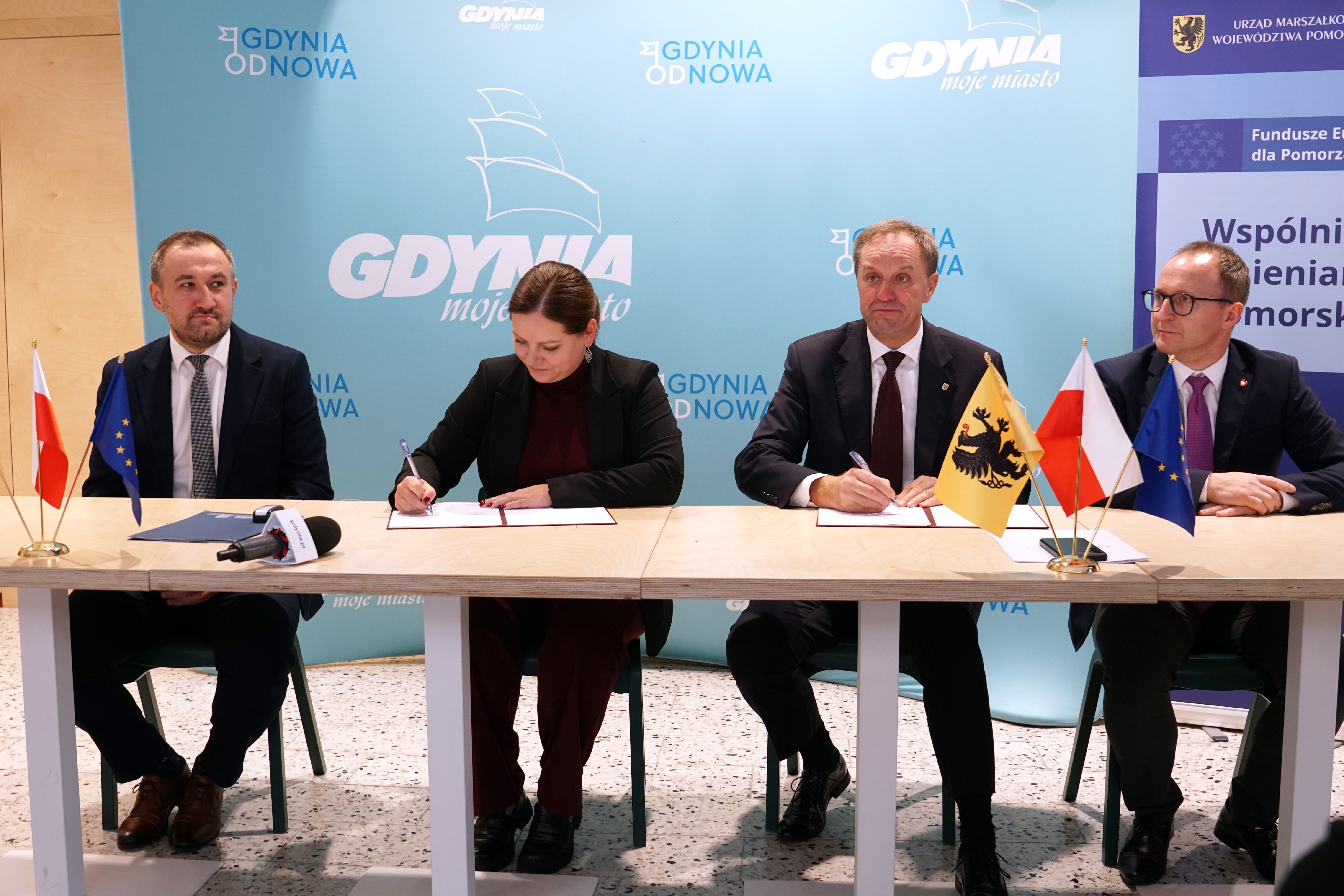 Podpisanie porozumienia Porozumienia w sprawie pakietu przedsięwzięć rewitalizacyjnych w ramach  FEP 2021-2027 pomiędzy Miastem Gdynia a Województwem Pomorskim